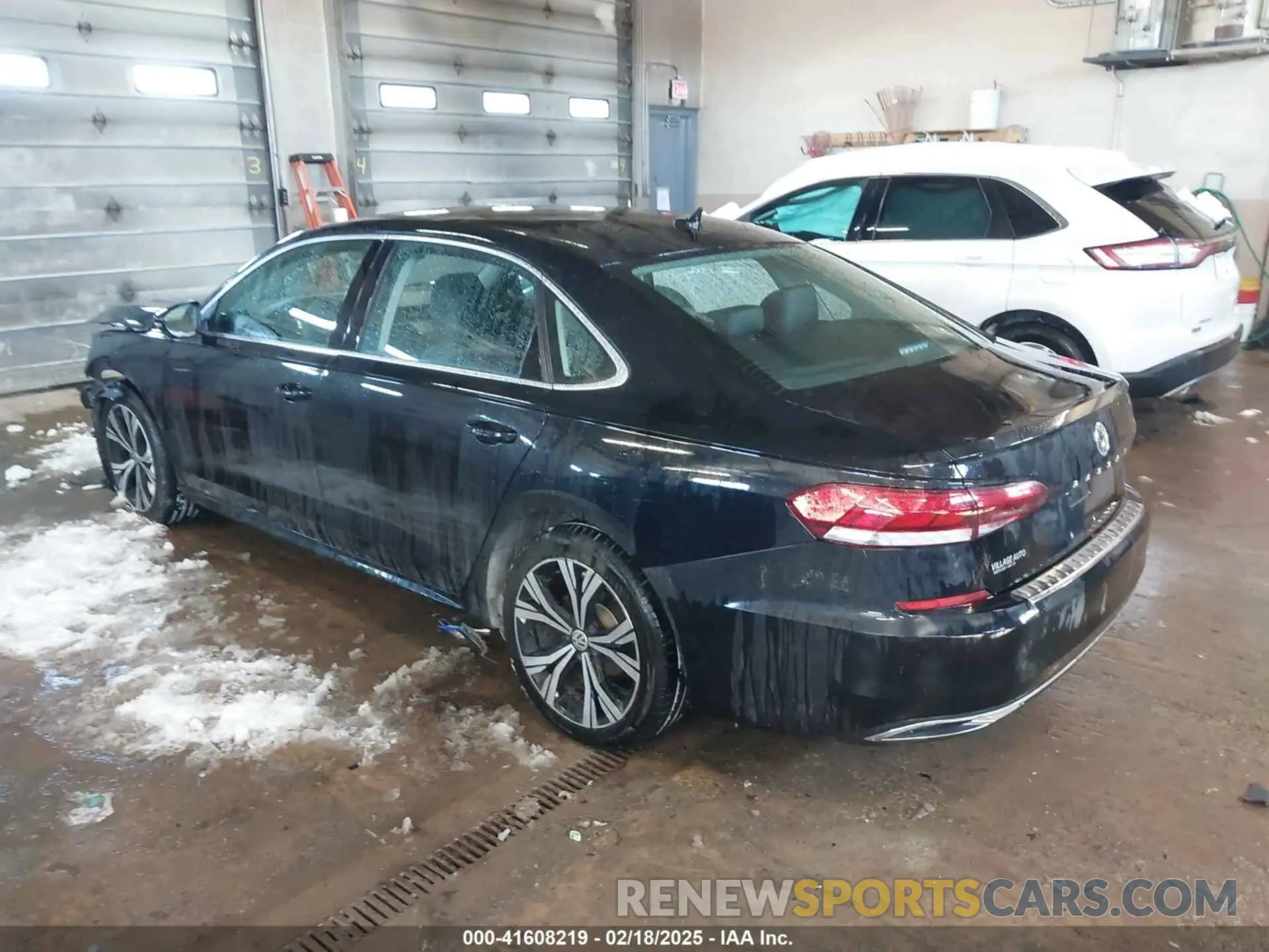 3 Photograph of a damaged car 1VWSA7A31NC003418 VOLKSWAGEN PASSAT 2022