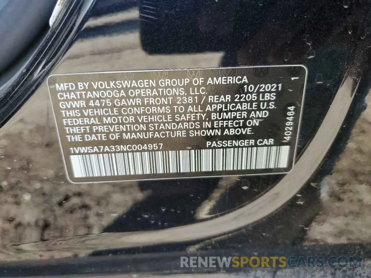 13 Photograph of a damaged car 1VWSA7A33NC004957 VOLKSWAGEN PASSAT 2022