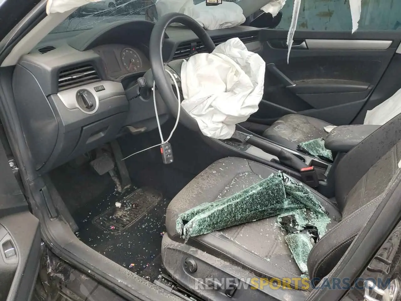 7 Photograph of a damaged car 1VWSA7A33NC008359 VOLKSWAGEN PASSAT 2022