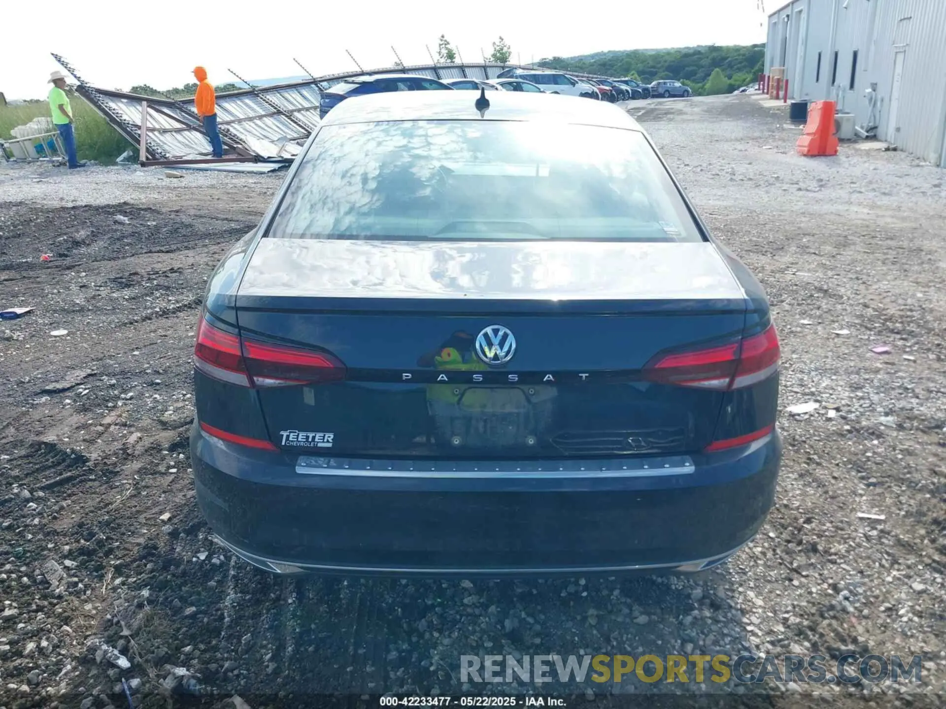 16 Photograph of a damaged car 1VWSA7A34NC002411 VOLKSWAGEN PASSAT 2022