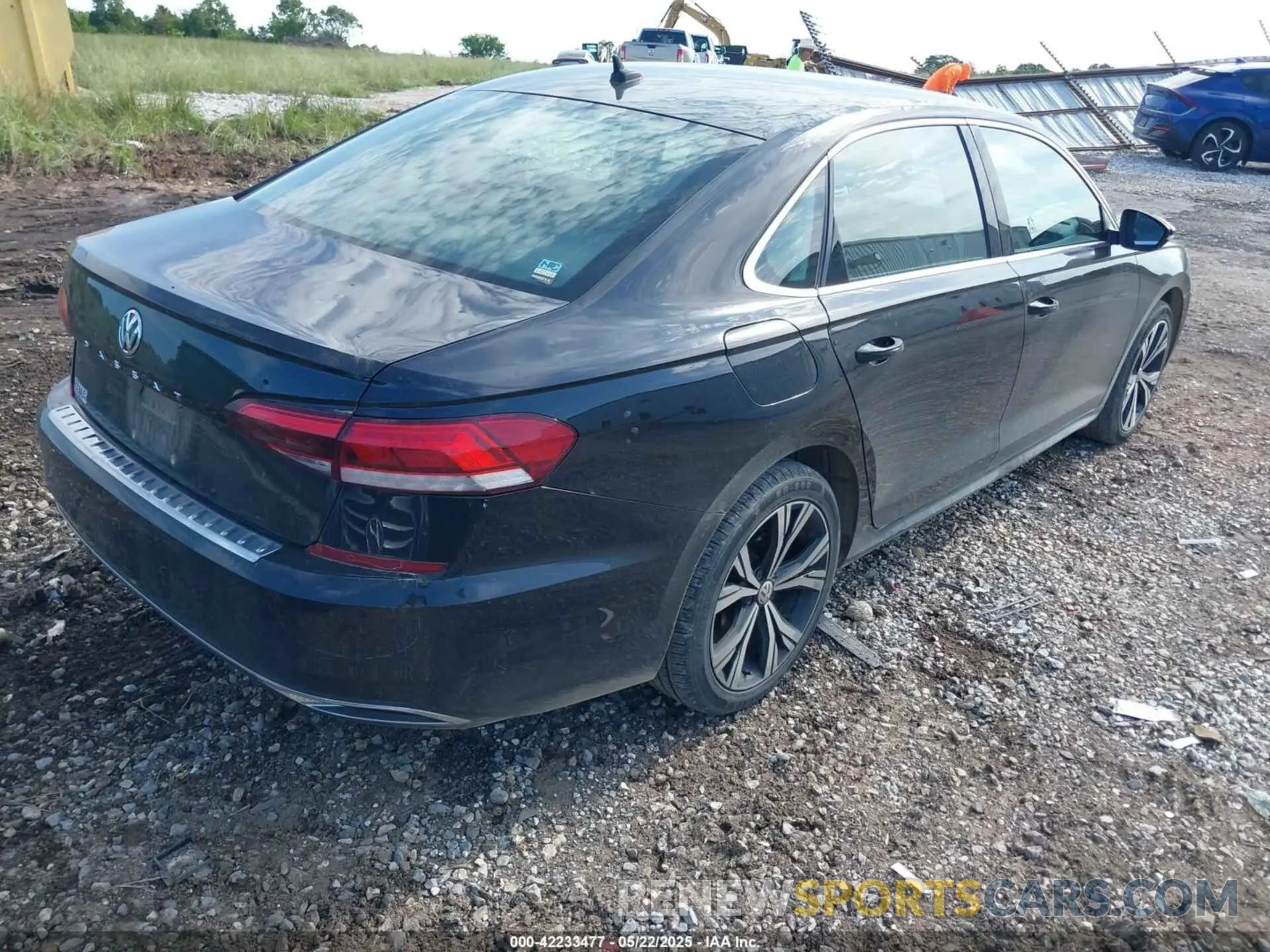 4 Photograph of a damaged car 1VWSA7A34NC002411 VOLKSWAGEN PASSAT 2022