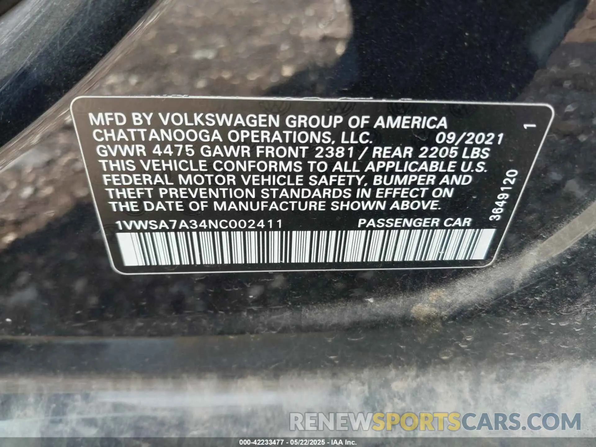 9 Photograph of a damaged car 1VWSA7A34NC002411 VOLKSWAGEN PASSAT 2022