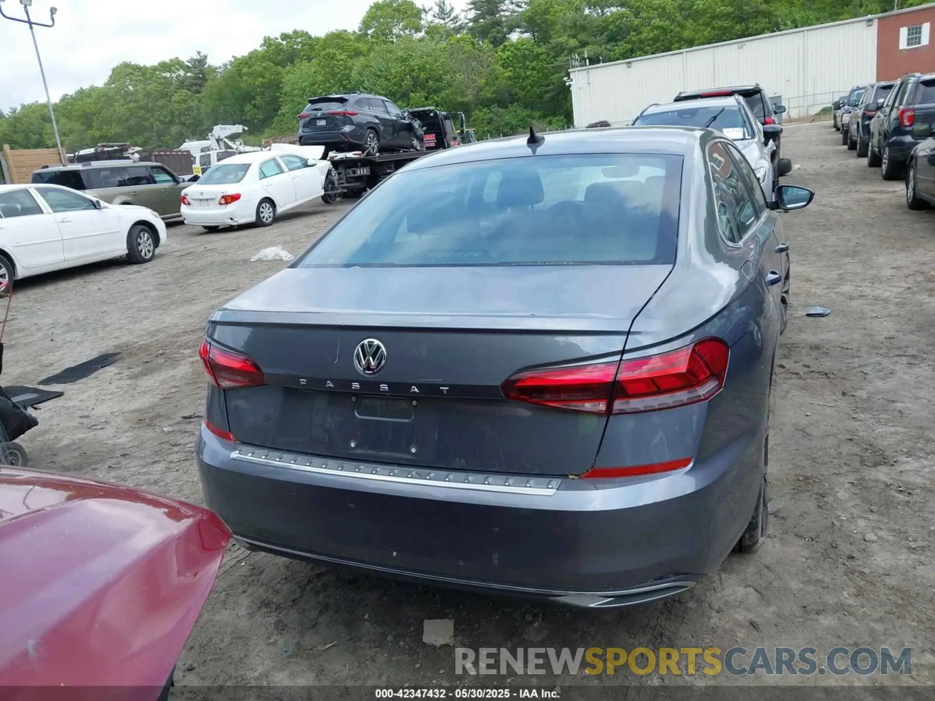 16 Photograph of a damaged car 1VWSA7A34NC005017 VOLKSWAGEN PASSAT 2022