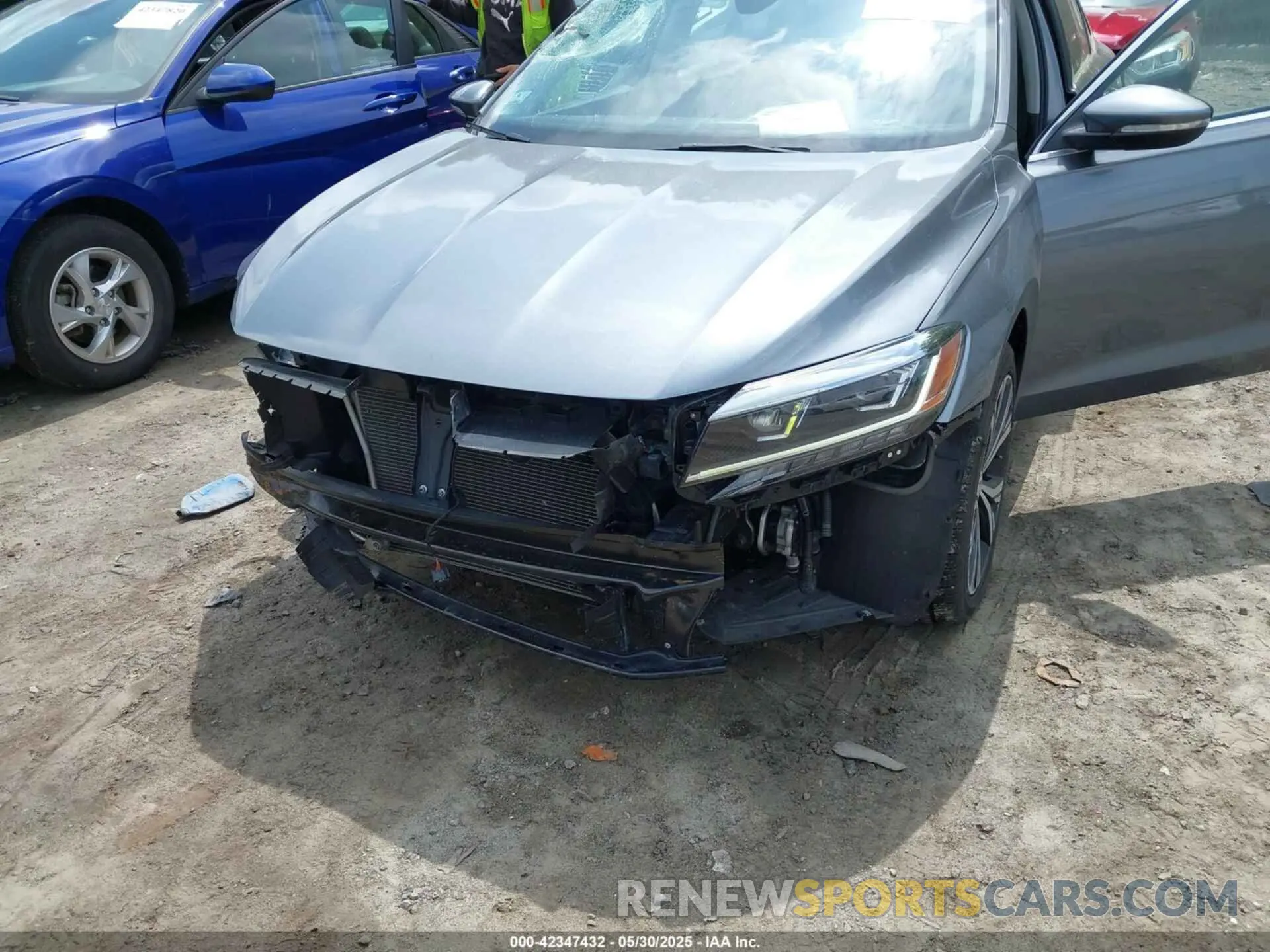 6 Photograph of a damaged car 1VWSA7A34NC005017 VOLKSWAGEN PASSAT 2022