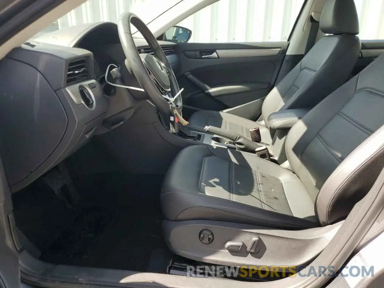 7 Photograph of a damaged car 1VWSA7A34NC006958 VOLKSWAGEN PASSAT 2022