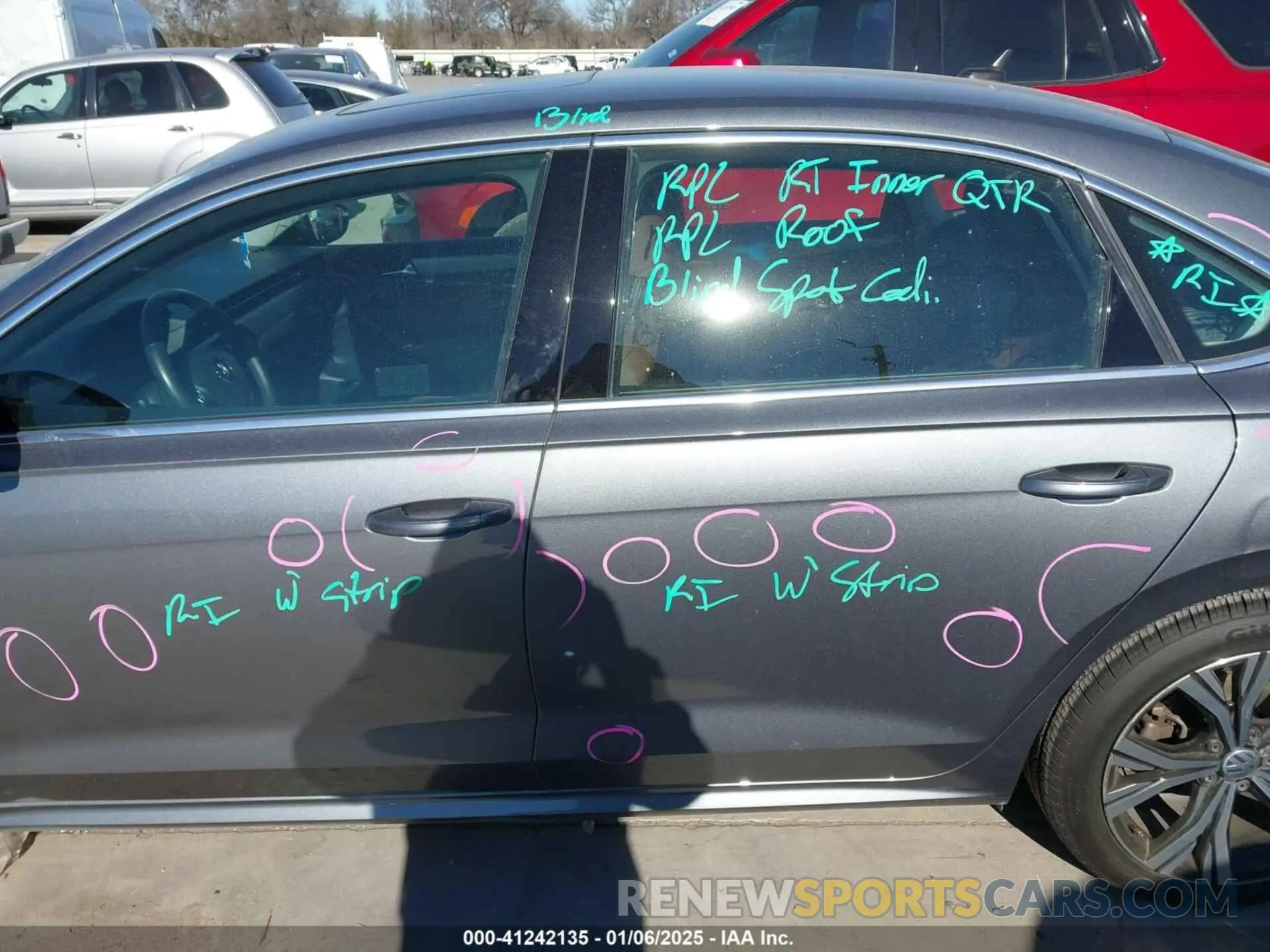 14 Photograph of a damaged car 1VWSA7A34NC007043 VOLKSWAGEN PASSAT 2022