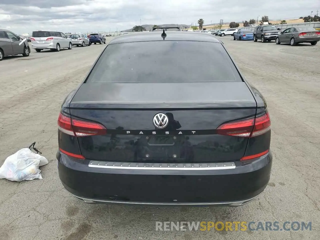 6 Photograph of a damaged car 1VWSA7A34NC010315 VOLKSWAGEN PASSAT 2022