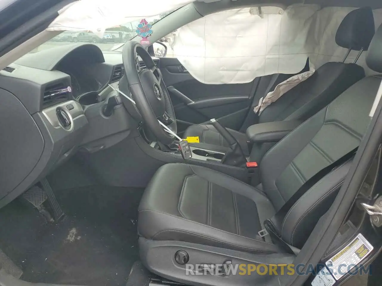 7 Photograph of a damaged car 1VWSA7A34NC010315 VOLKSWAGEN PASSAT 2022