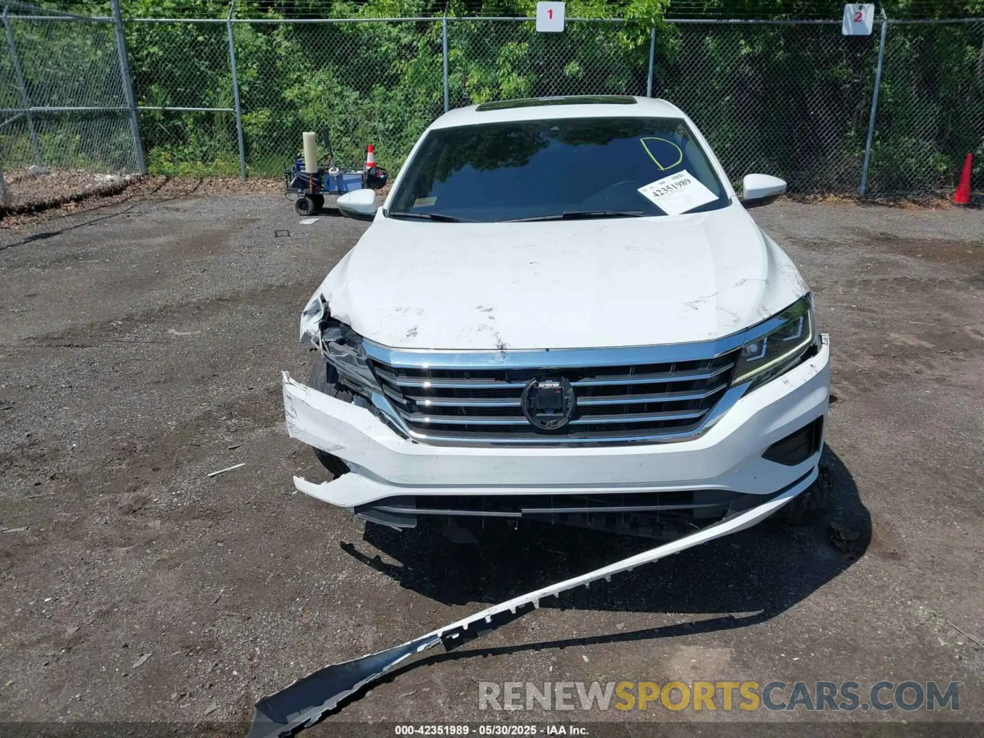13 Photograph of a damaged car 1VWSA7A36NC001874 VOLKSWAGEN PASSAT 2022