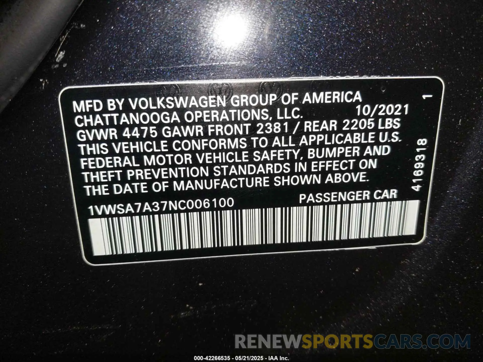 9 Photograph of a damaged car 1VWSA7A37NC006100 VOLKSWAGEN PASSAT 2022