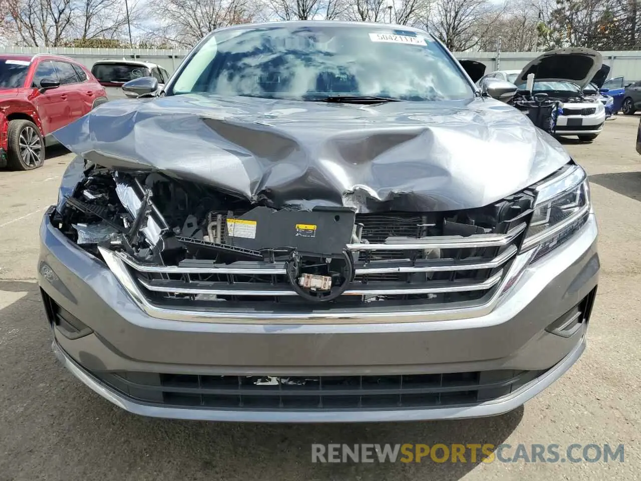 5 Photograph of a damaged car 1VWSA7A37NC007960 VOLKSWAGEN PASSAT 2022
