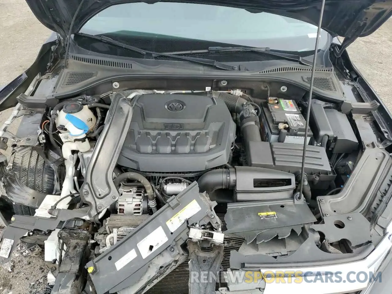 12 Photograph of a damaged car 1VWSA7A39NC000413 VOLKSWAGEN PASSAT 2022