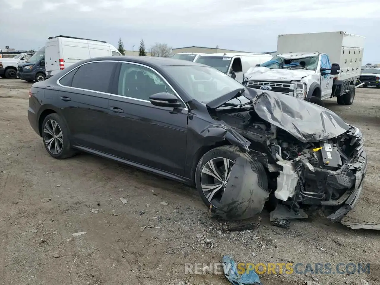 4 Photograph of a damaged car 1VWSA7A39NC000413 VOLKSWAGEN PASSAT 2022