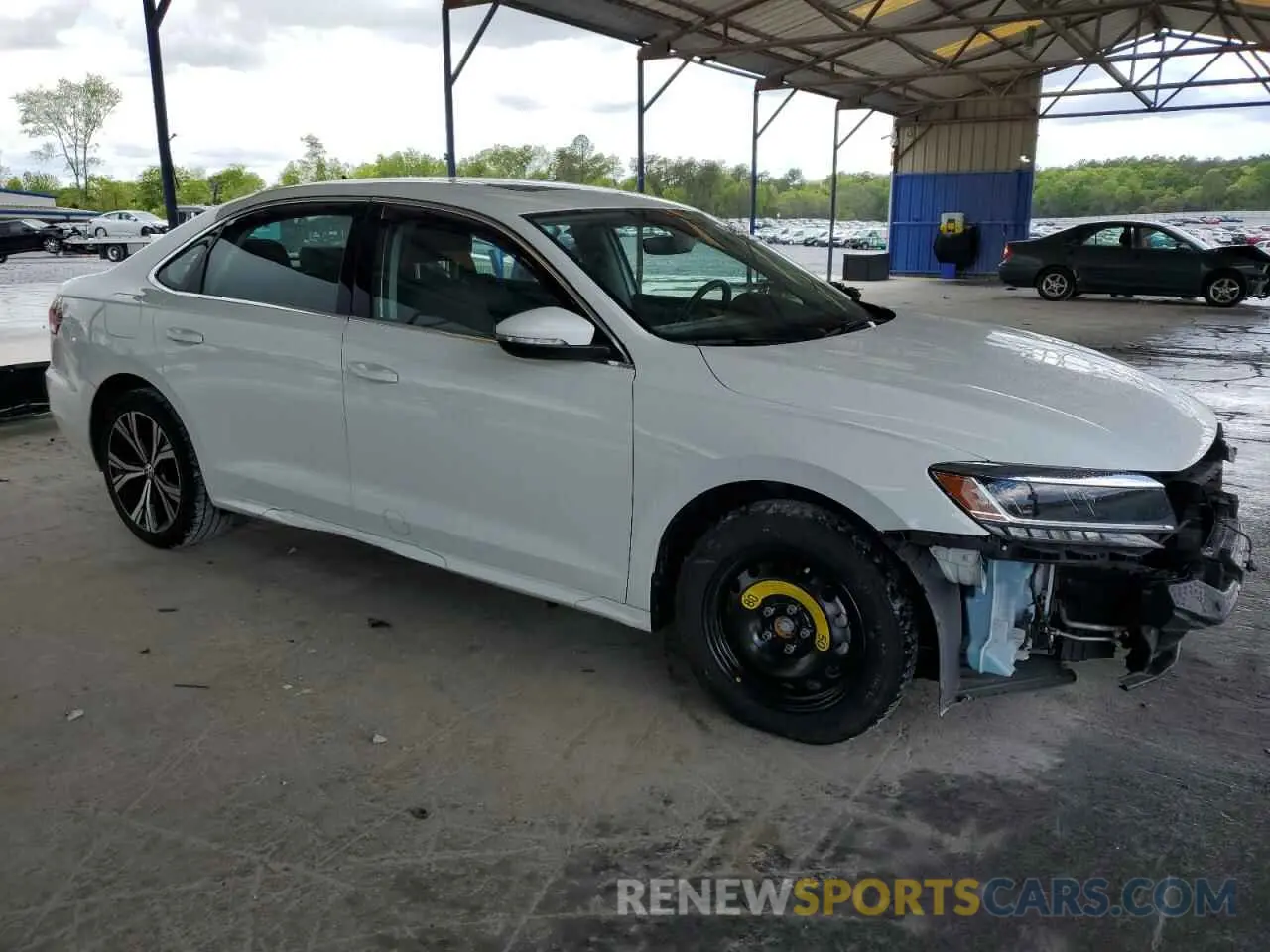 4 Photograph of a damaged car 1VWSA7A39NC001481 VOLKSWAGEN PASSAT 2022
