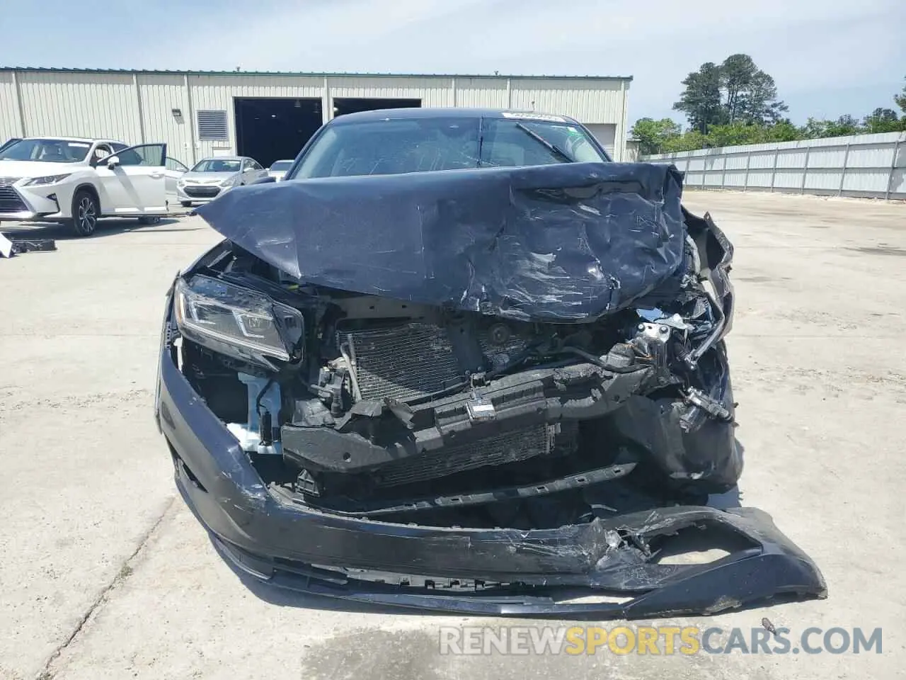 5 Photograph of a damaged car 1VWSA7A39NC004123 VOLKSWAGEN PASSAT 2022