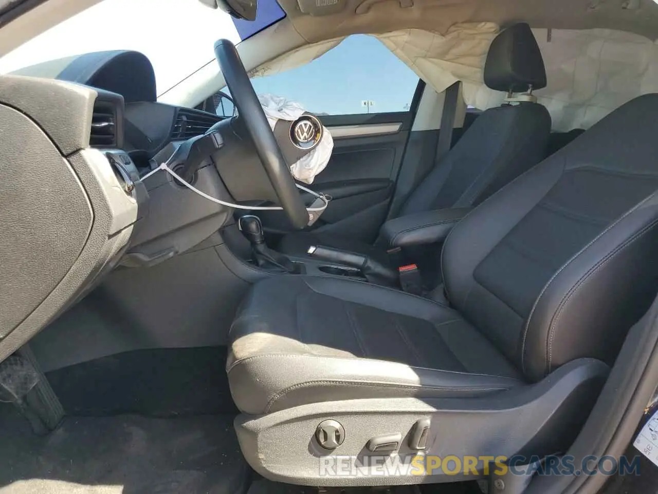 7 Photograph of a damaged car 1VWSA7A3XNC000341 VOLKSWAGEN PASSAT 2022