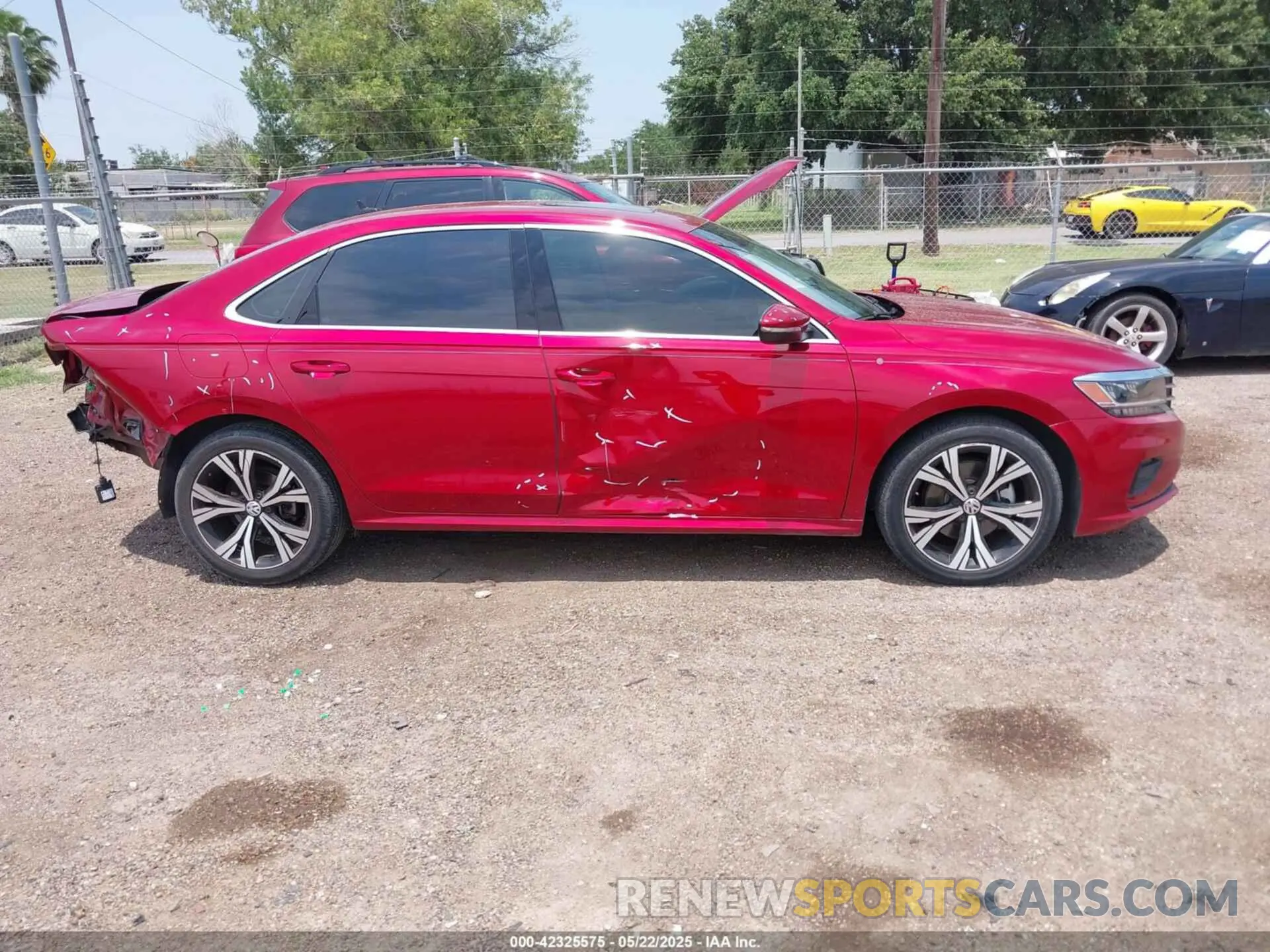 14 Photograph of a damaged car 1VWSA7A3XNC002431 VOLKSWAGEN PASSAT 2022