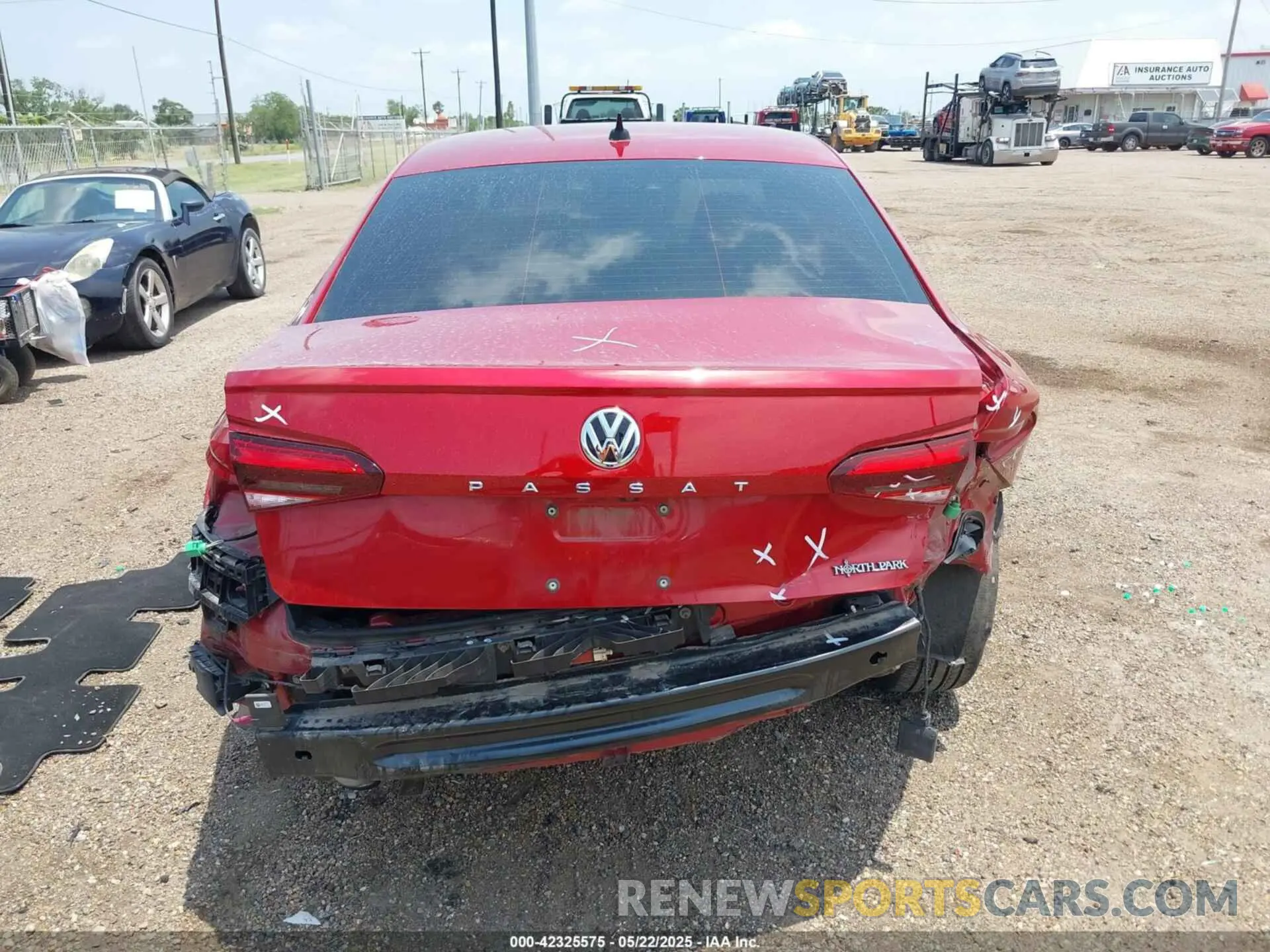 17 Photograph of a damaged car 1VWSA7A3XNC002431 VOLKSWAGEN PASSAT 2022
