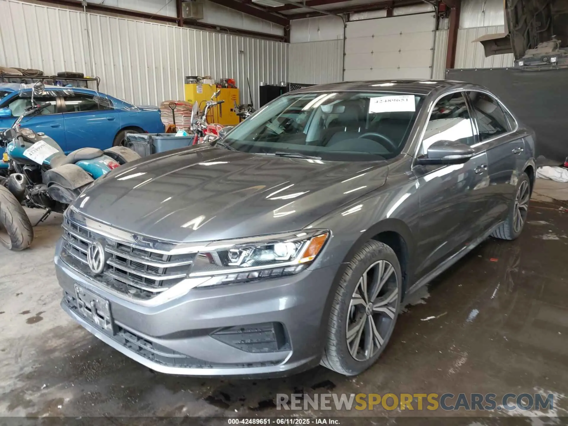 2 Photograph of a damaged car 1VWSA7A3XNC003854 VOLKSWAGEN PASSAT 2022