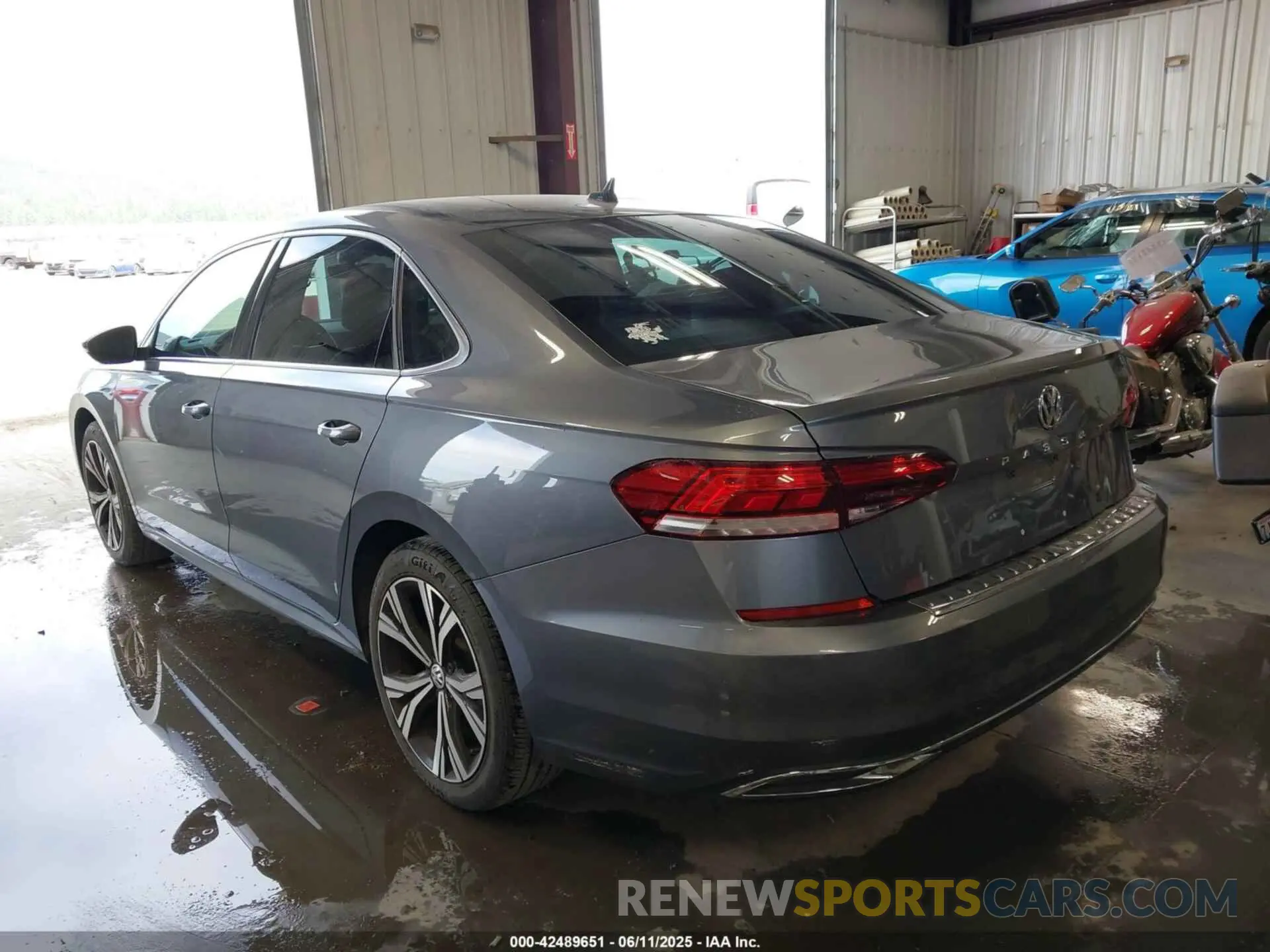 3 Photograph of a damaged car 1VWSA7A3XNC003854 VOLKSWAGEN PASSAT 2022