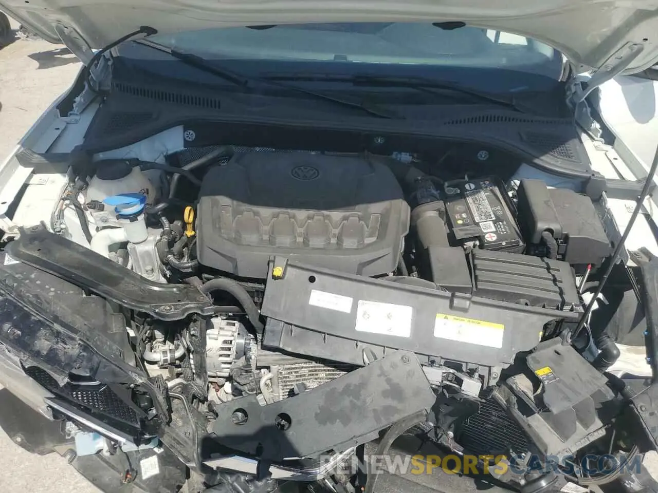 11 Photograph of a damaged car 1VWBA7A32NC006814 VOLKSWAGEN PASSAT LIM 2022