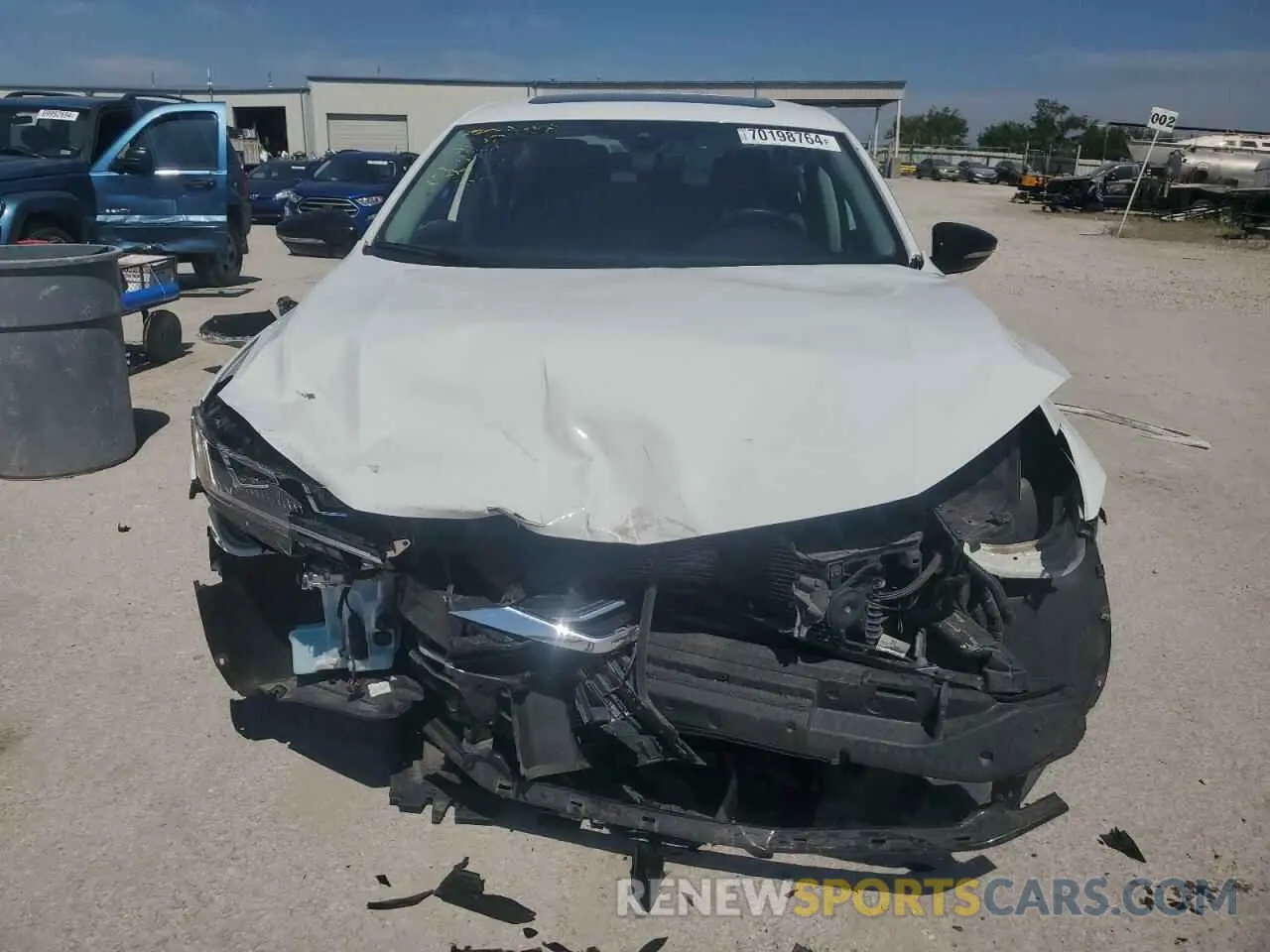 5 Photograph of a damaged car 1VWBA7A32NC006814 VOLKSWAGEN PASSAT LIM 2022