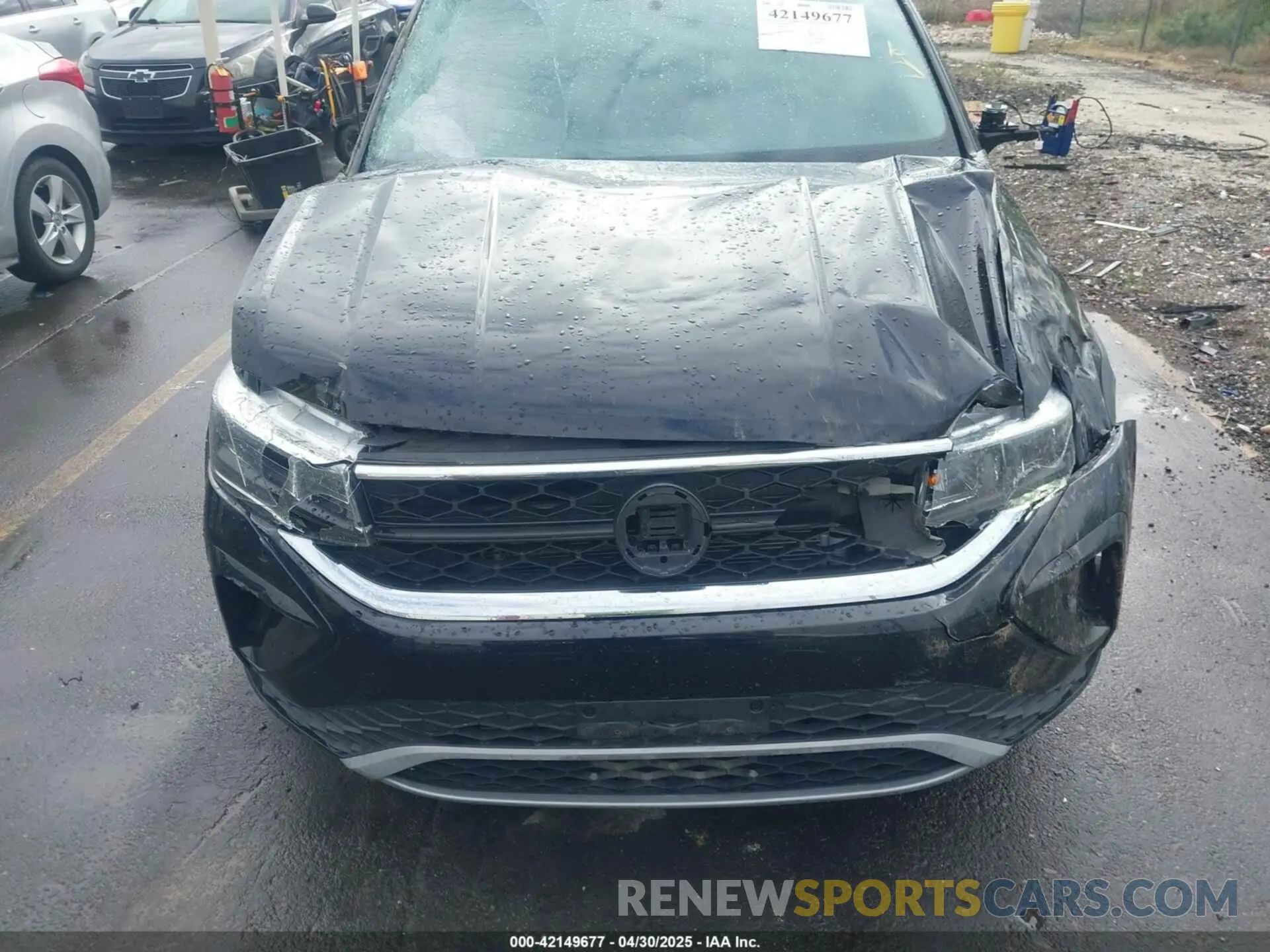 12 Photograph of a damaged car 3VVCX7B20NM005897 VOLKSWAGEN TAOS 2022