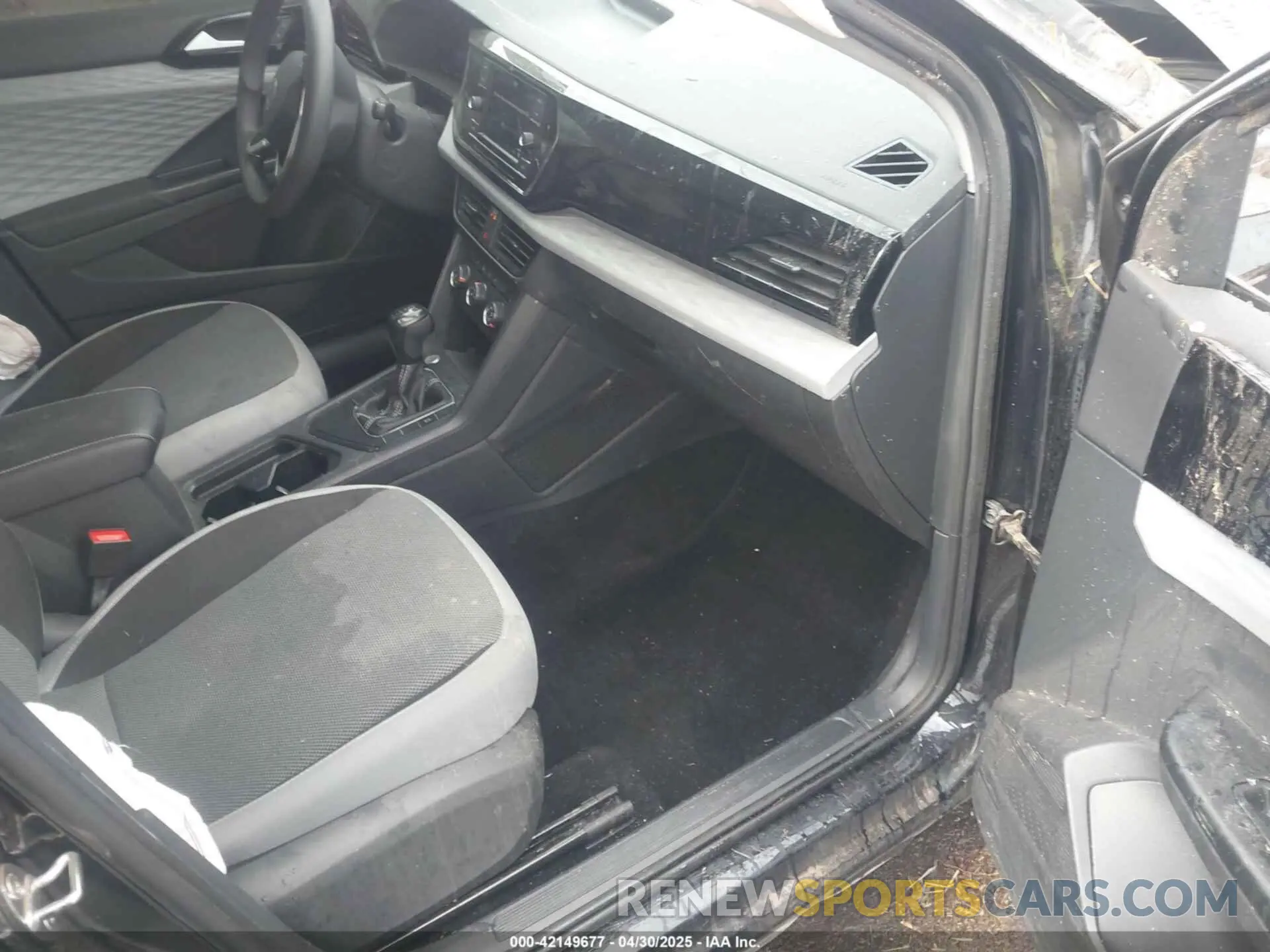 5 Photograph of a damaged car 3VVCX7B20NM005897 VOLKSWAGEN TAOS 2022