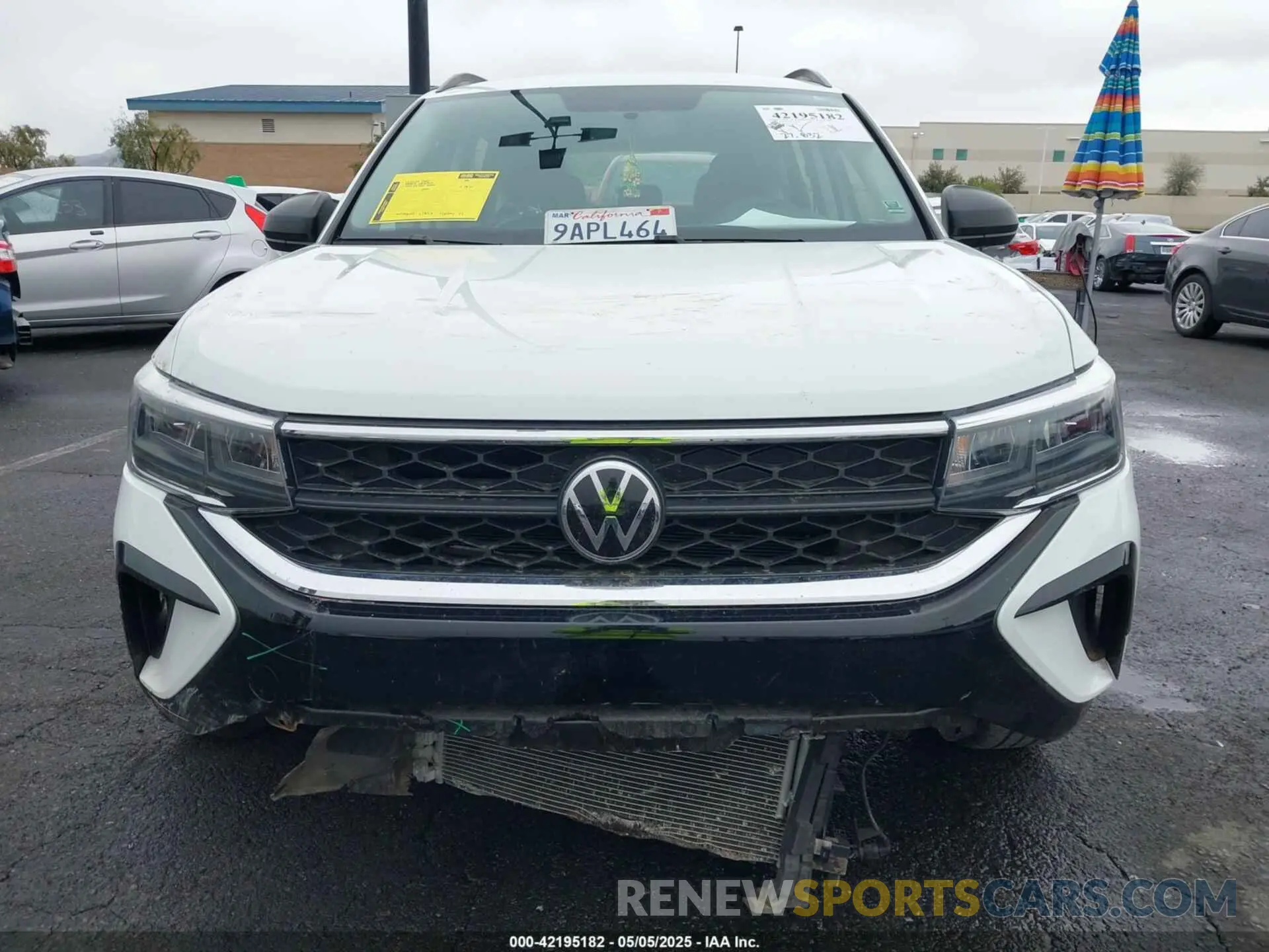 12 Photograph of a damaged car 3VVCX7B20NM056509 VOLKSWAGEN TAOS 2022