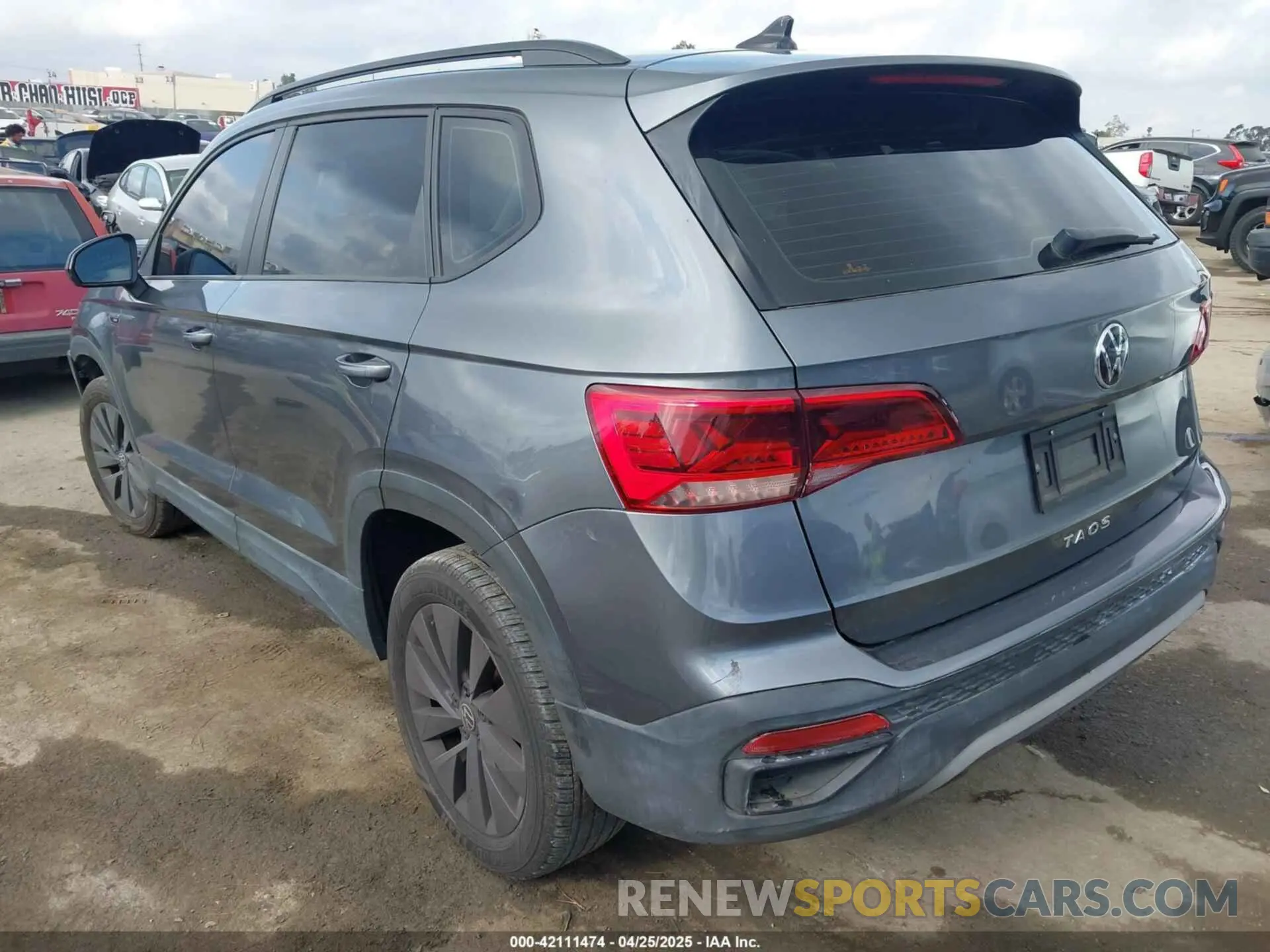 3 Photograph of a damaged car 3VVCX7B24NM041463 VOLKSWAGEN TAOS 2022
