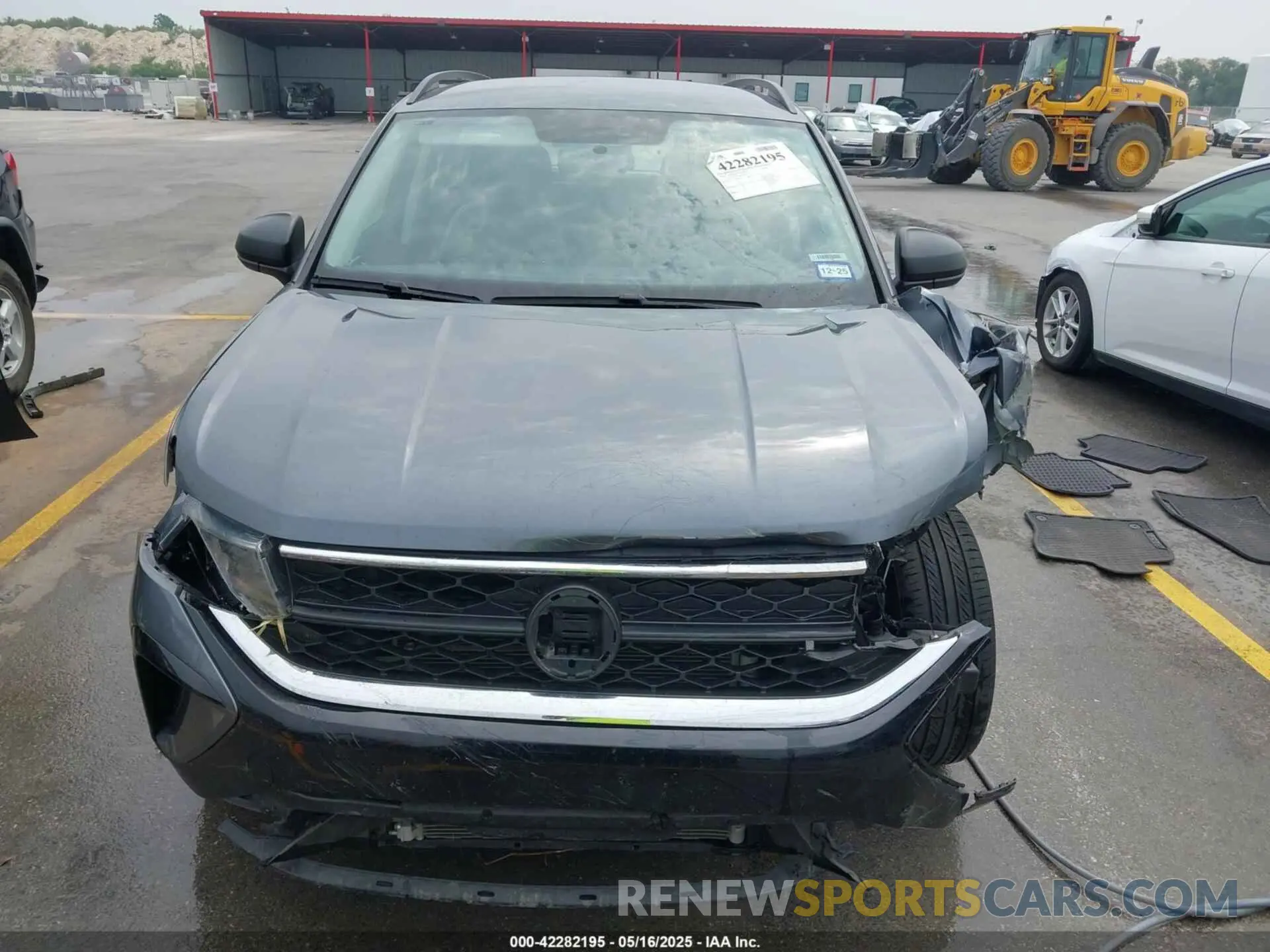 6 Photograph of a damaged car 3VVCX7B25NM051192 VOLKSWAGEN TAOS 2022