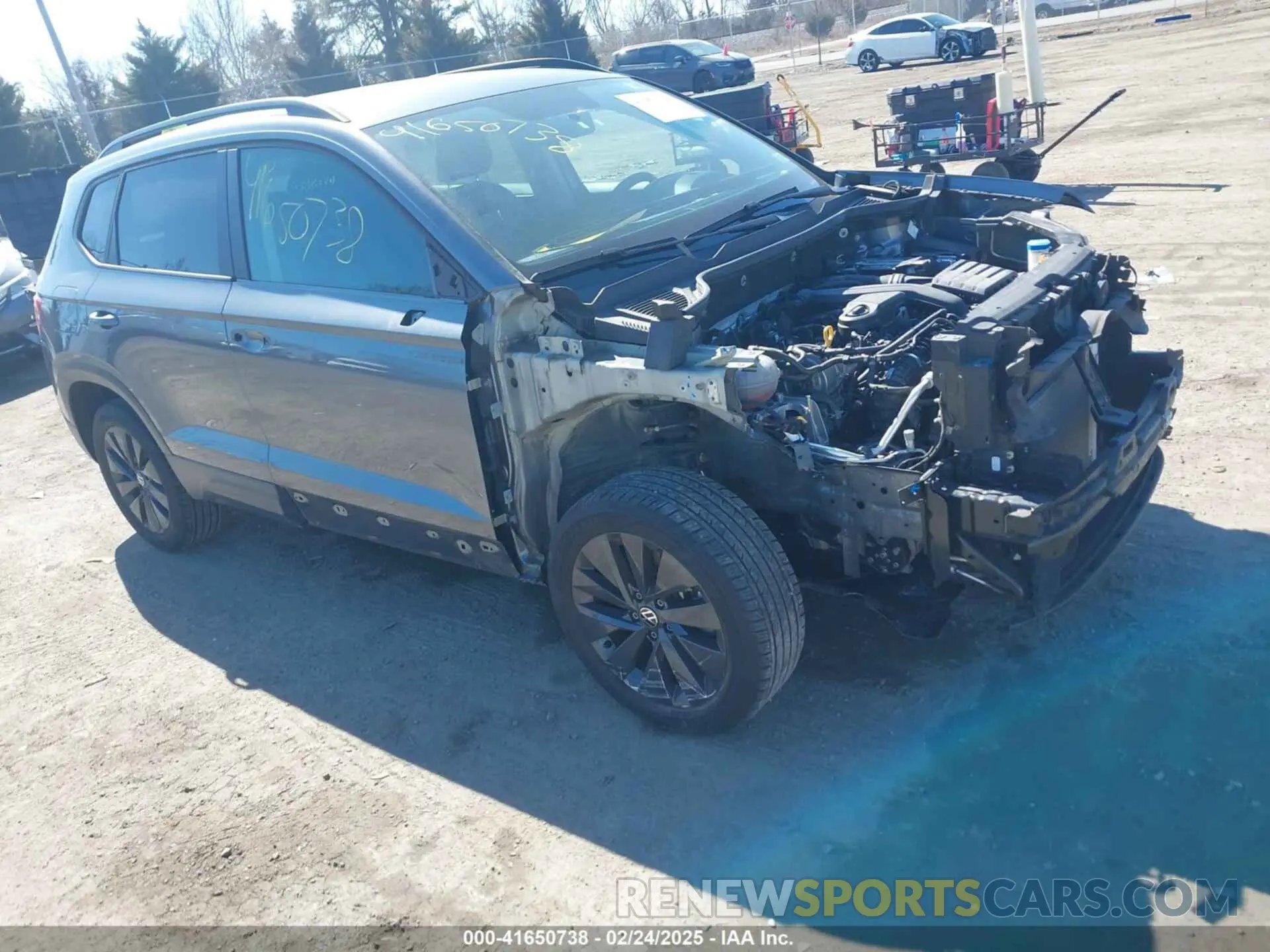 1 Photograph of a damaged car 3VVCX7B2XNM005826 VOLKSWAGEN TAOS 2022