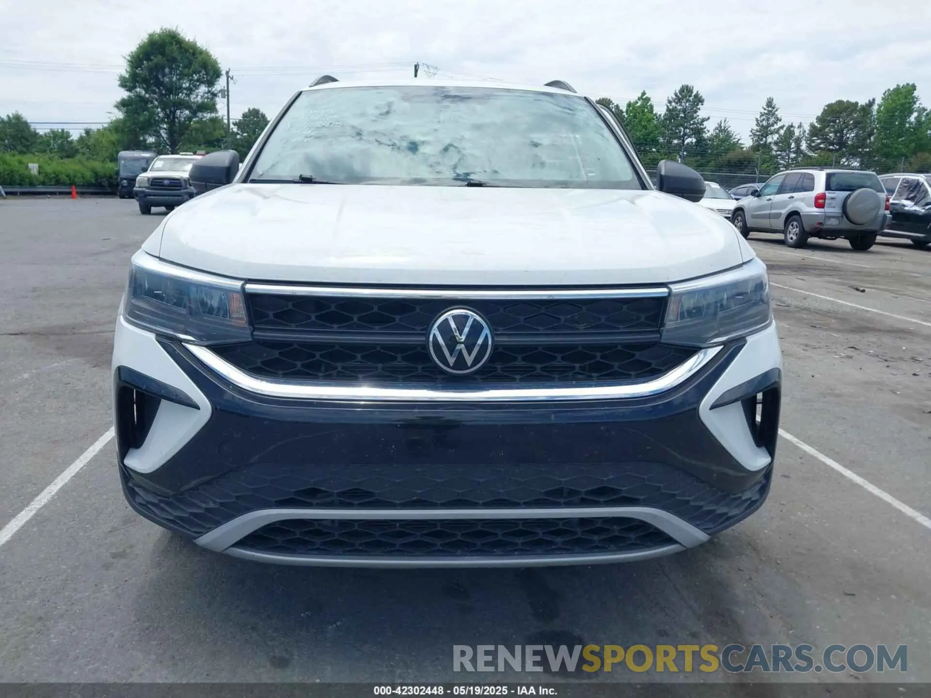12 Photograph of a damaged car 3VVCX7B2XNM018415 VOLKSWAGEN TAOS 2022