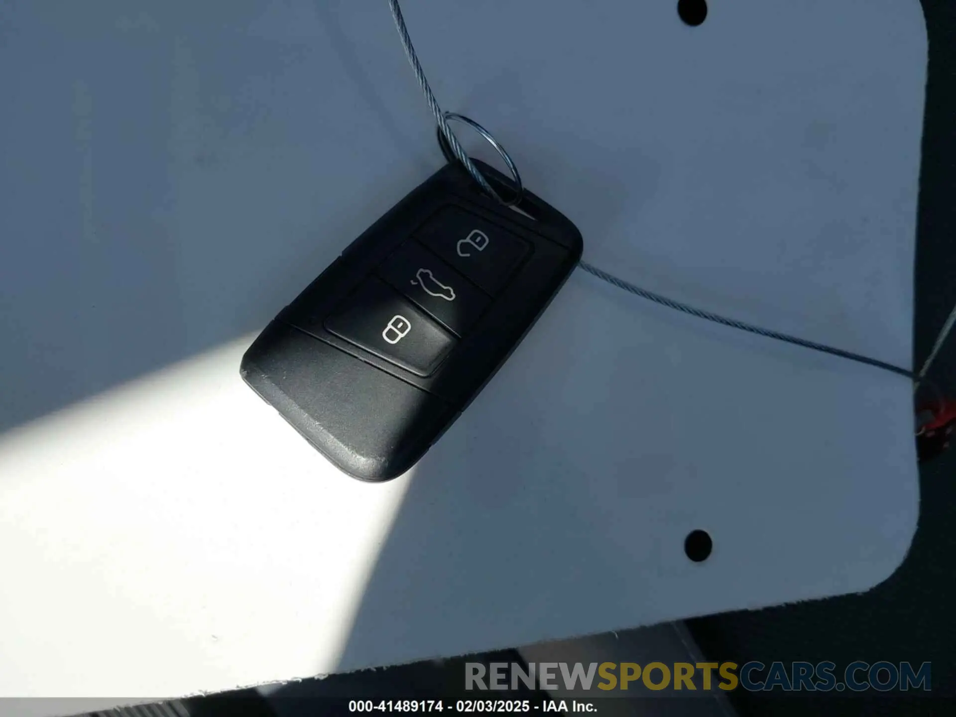 11 Photograph of a damaged car 3VVDX7B21NM005556 VOLKSWAGEN TAOS 2022