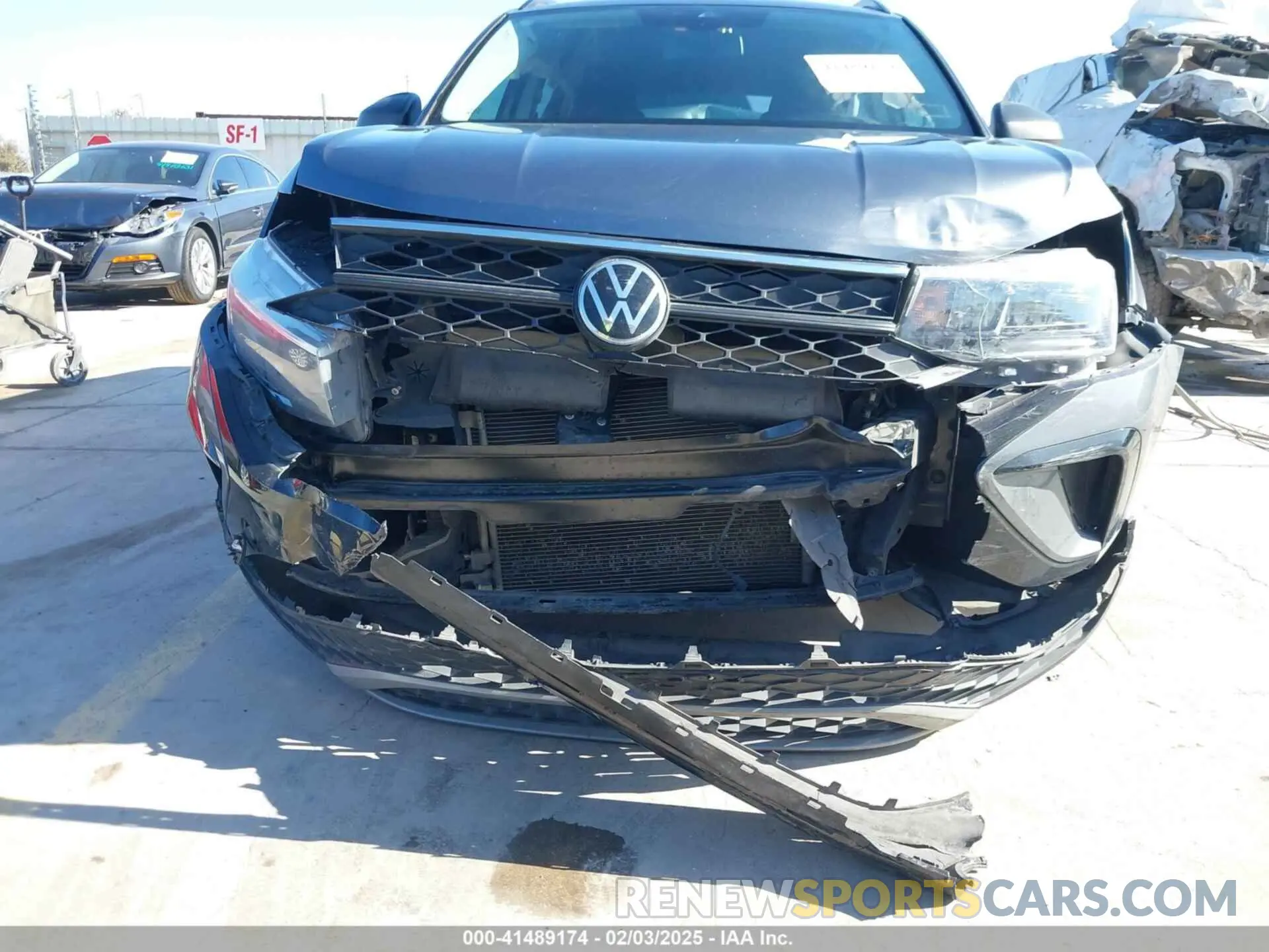 6 Photograph of a damaged car 3VVDX7B21NM005556 VOLKSWAGEN TAOS 2022