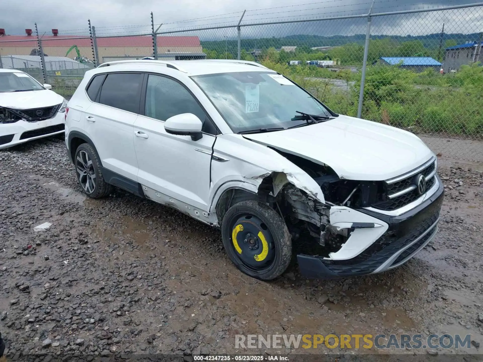 1 Photograph of a damaged car 3VVJX7B23NM020157 VOLKSWAGEN TAOS 2022