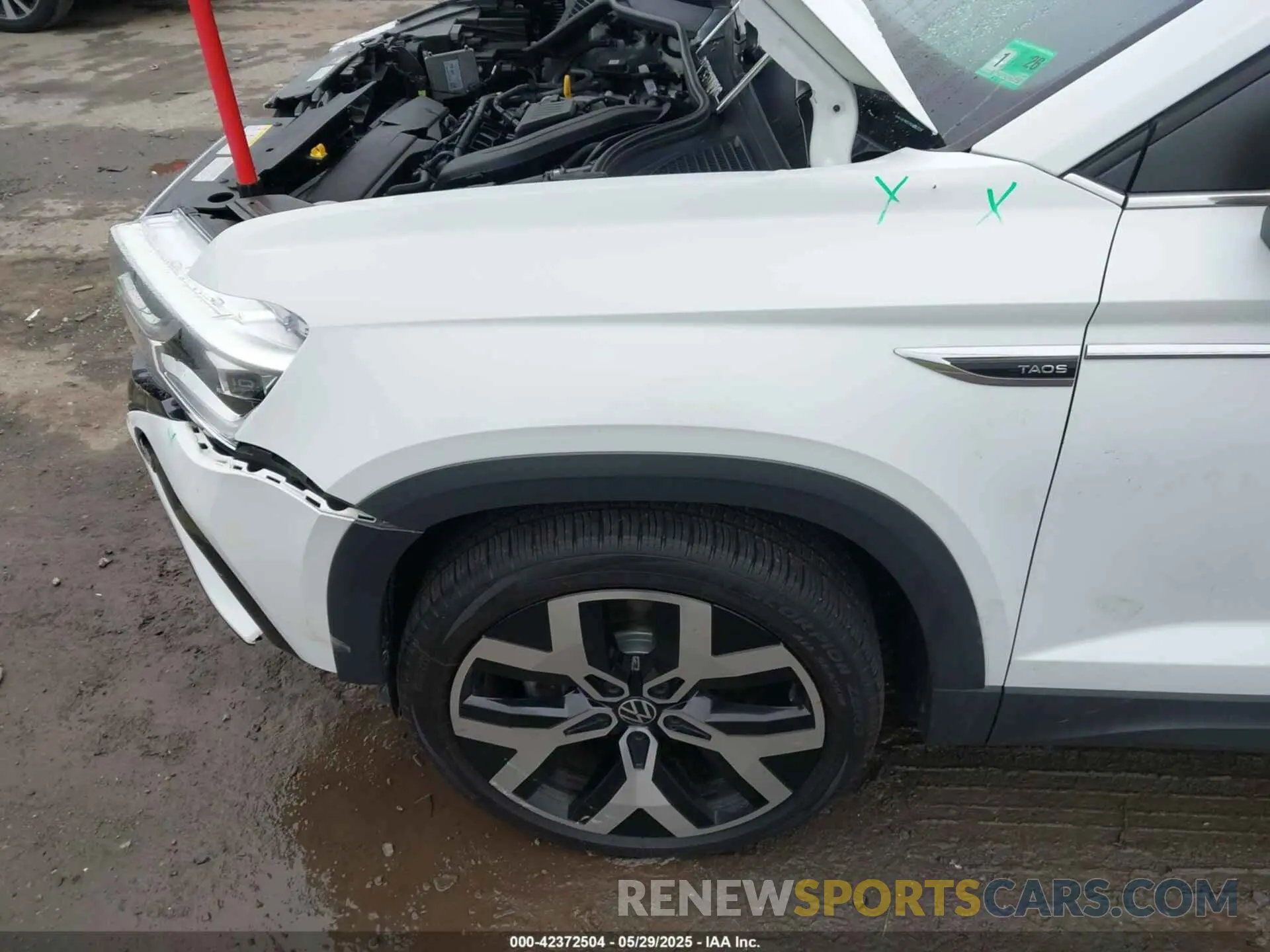 6 Photograph of a damaged car 3VVJX7B27NM022946 VOLKSWAGEN TAOS 2022