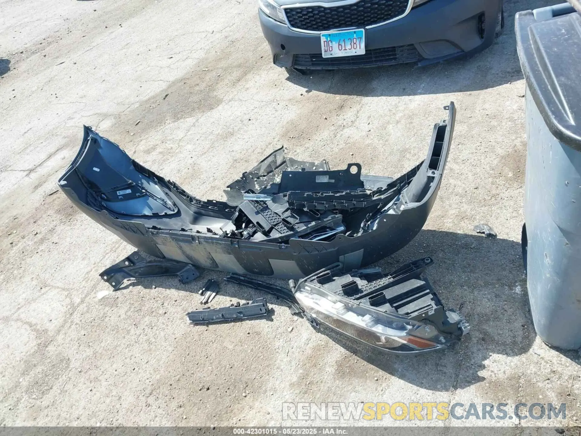 12 Photograph of a damaged car 3VVJX7B29NM043278 VOLKSWAGEN TAOS 2022