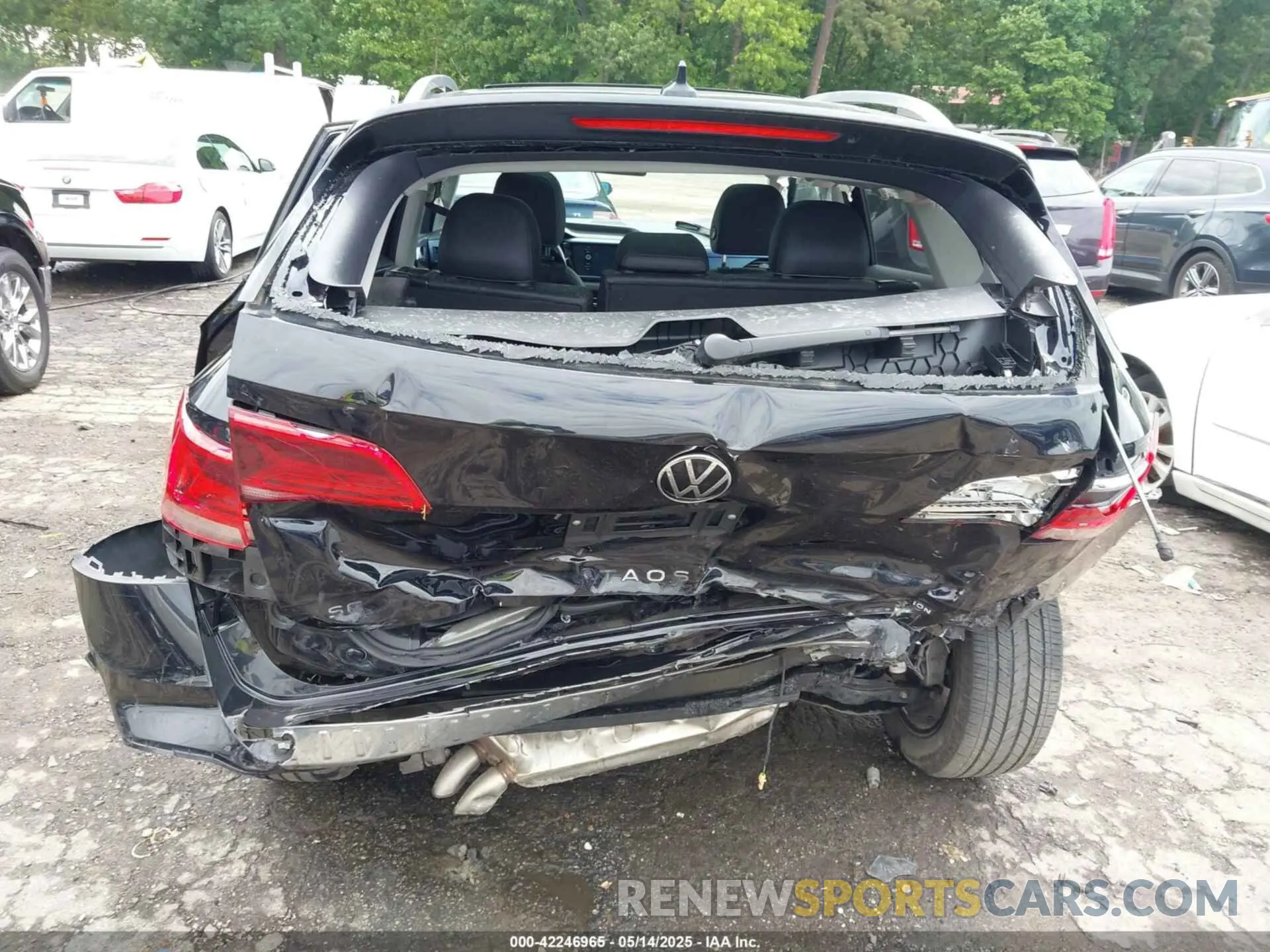 6 Photograph of a damaged car 3VVLX7B23NM082909 VOLKSWAGEN TAOS 2022