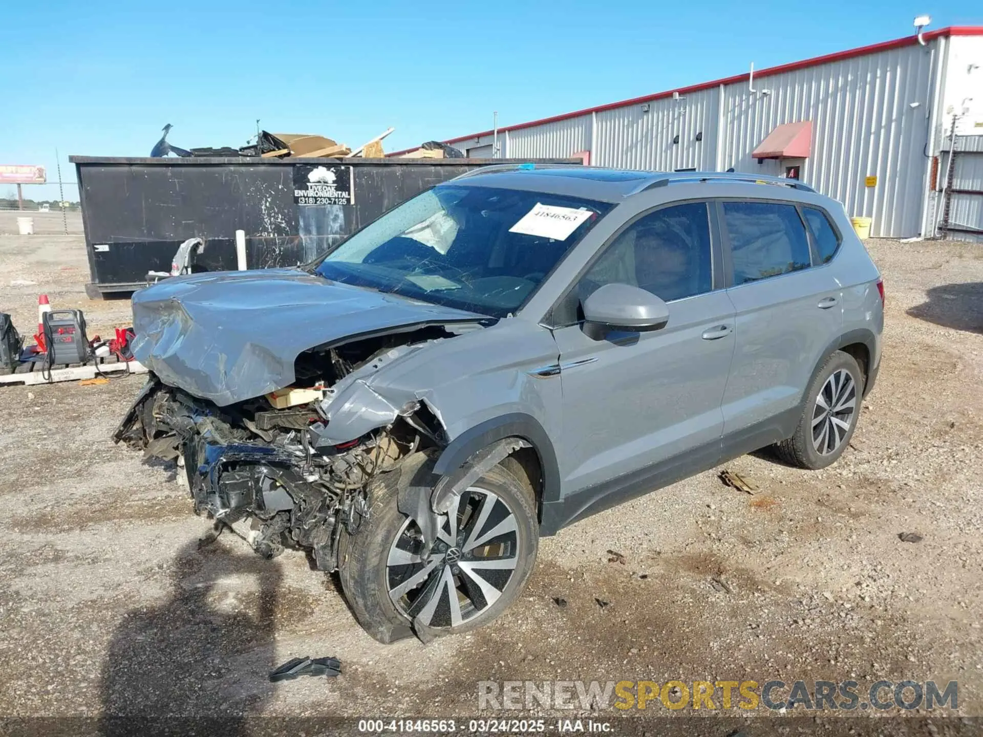 2 Photograph of a damaged car 3VVLX7B26NM077297 VOLKSWAGEN TAOS 2022