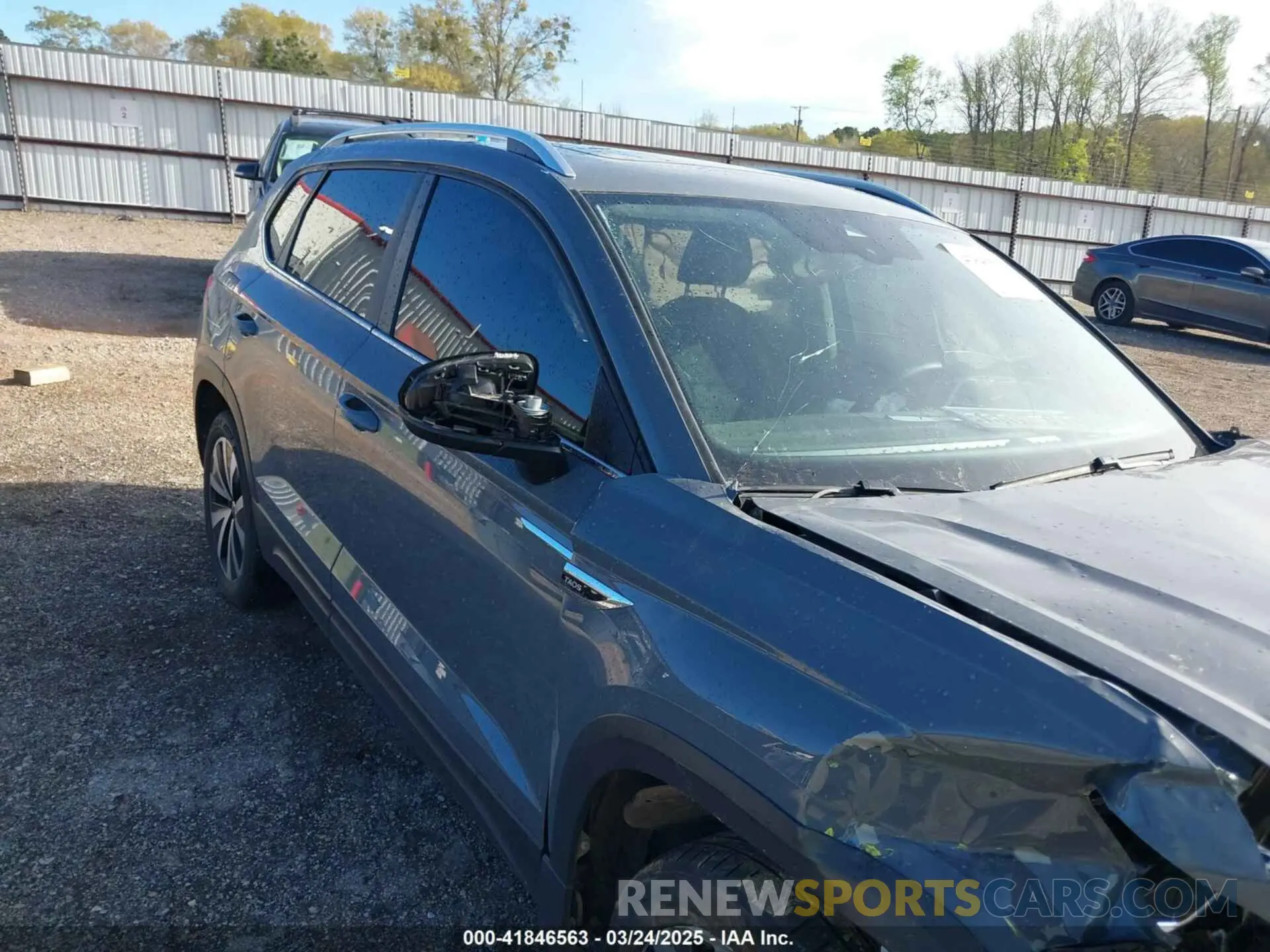 21 Photograph of a damaged car 3VVLX7B26NM077297 VOLKSWAGEN TAOS 2022