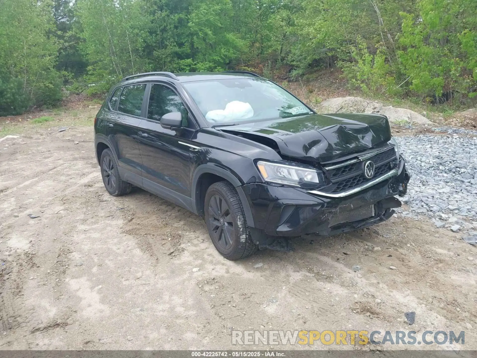 1 Photograph of a damaged car 3VVMX7B28NM021480 VOLKSWAGEN TAOS 2022