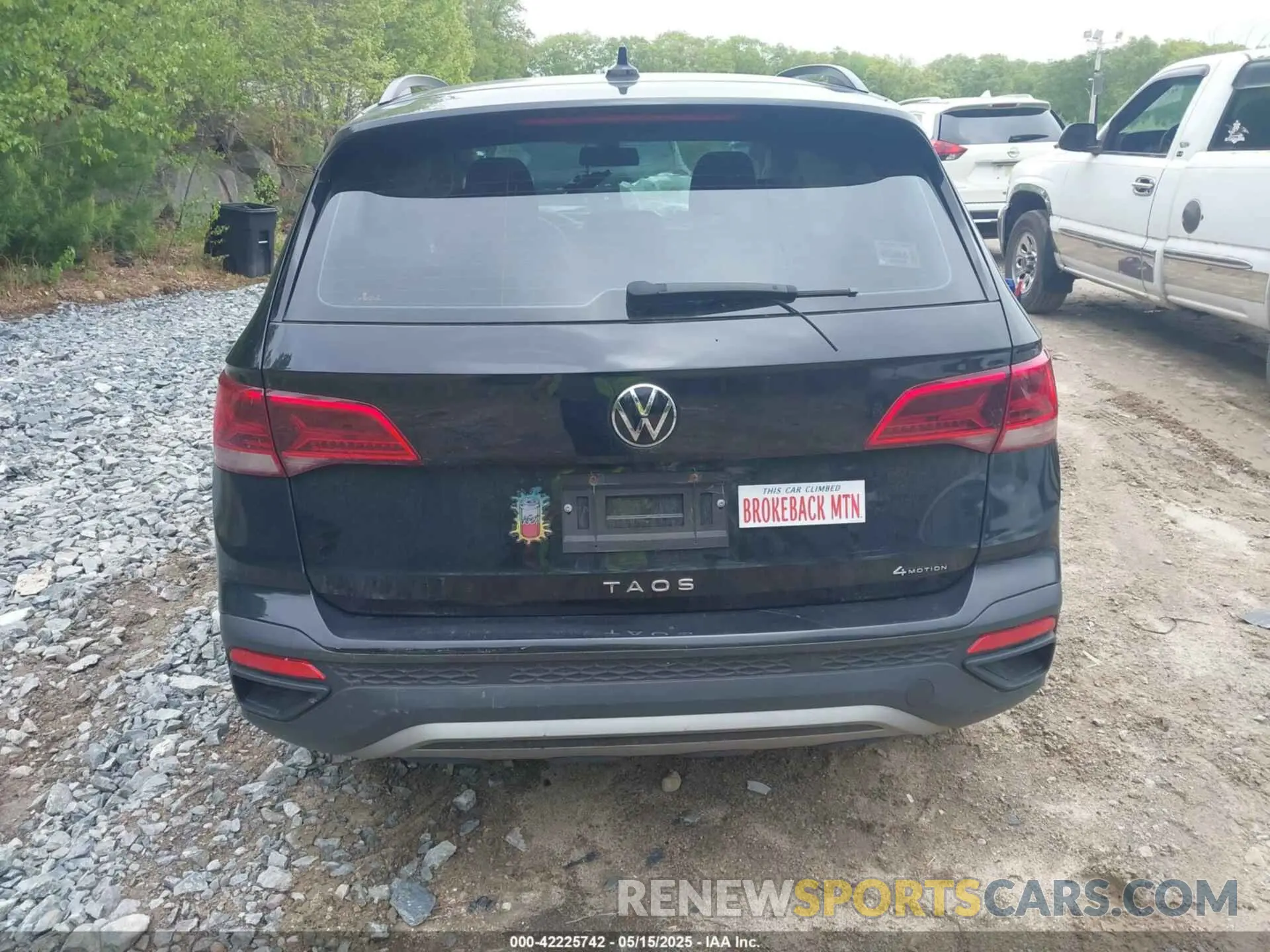 15 Photograph of a damaged car 3VVMX7B28NM021480 VOLKSWAGEN TAOS 2022