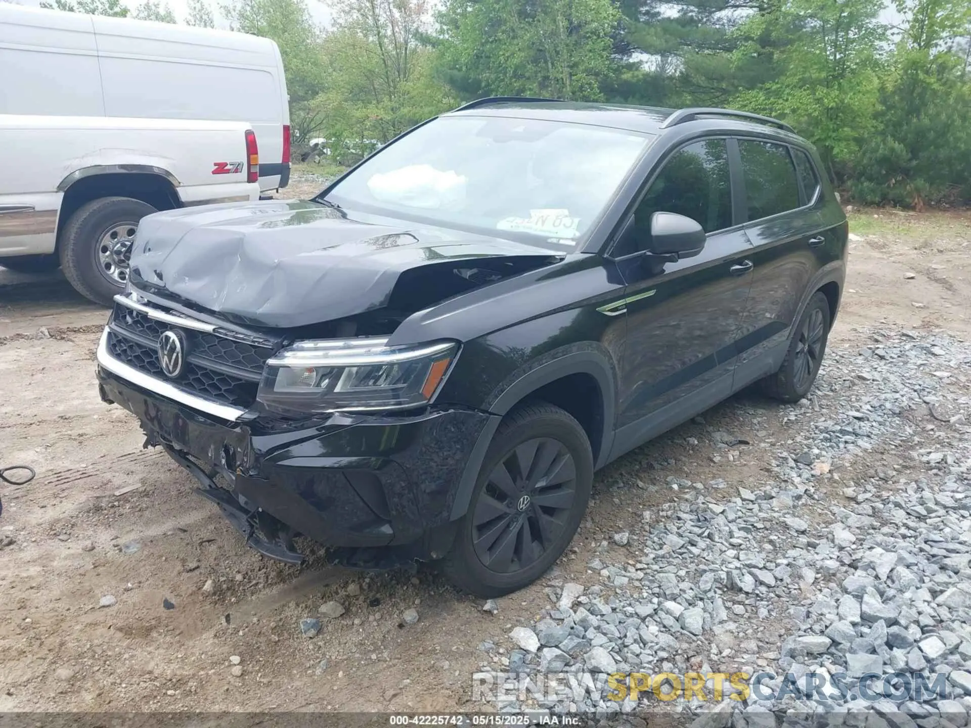 2 Photograph of a damaged car 3VVMX7B28NM021480 VOLKSWAGEN TAOS 2022