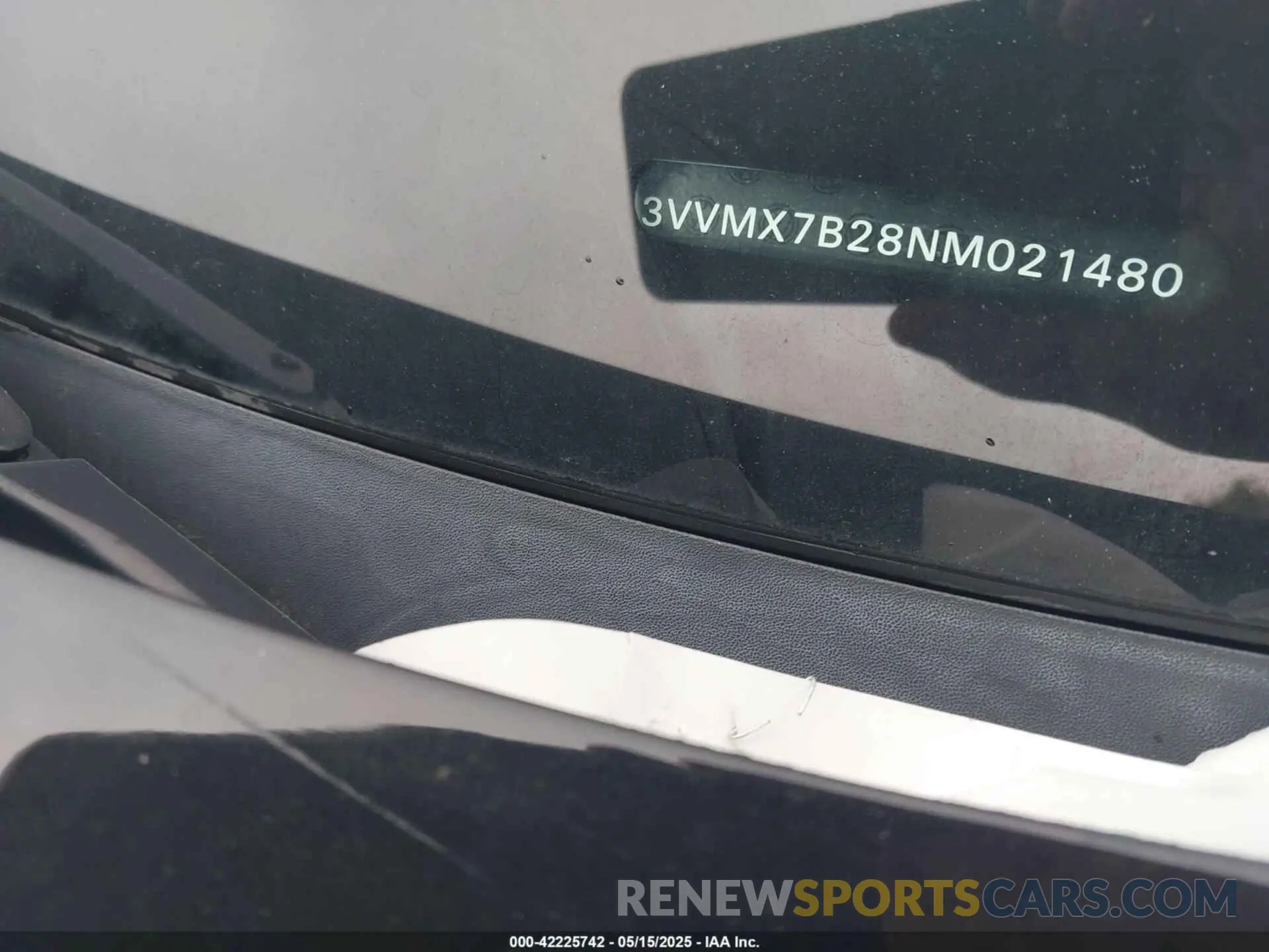 9 Photograph of a damaged car 3VVMX7B28NM021480 VOLKSWAGEN TAOS 2022