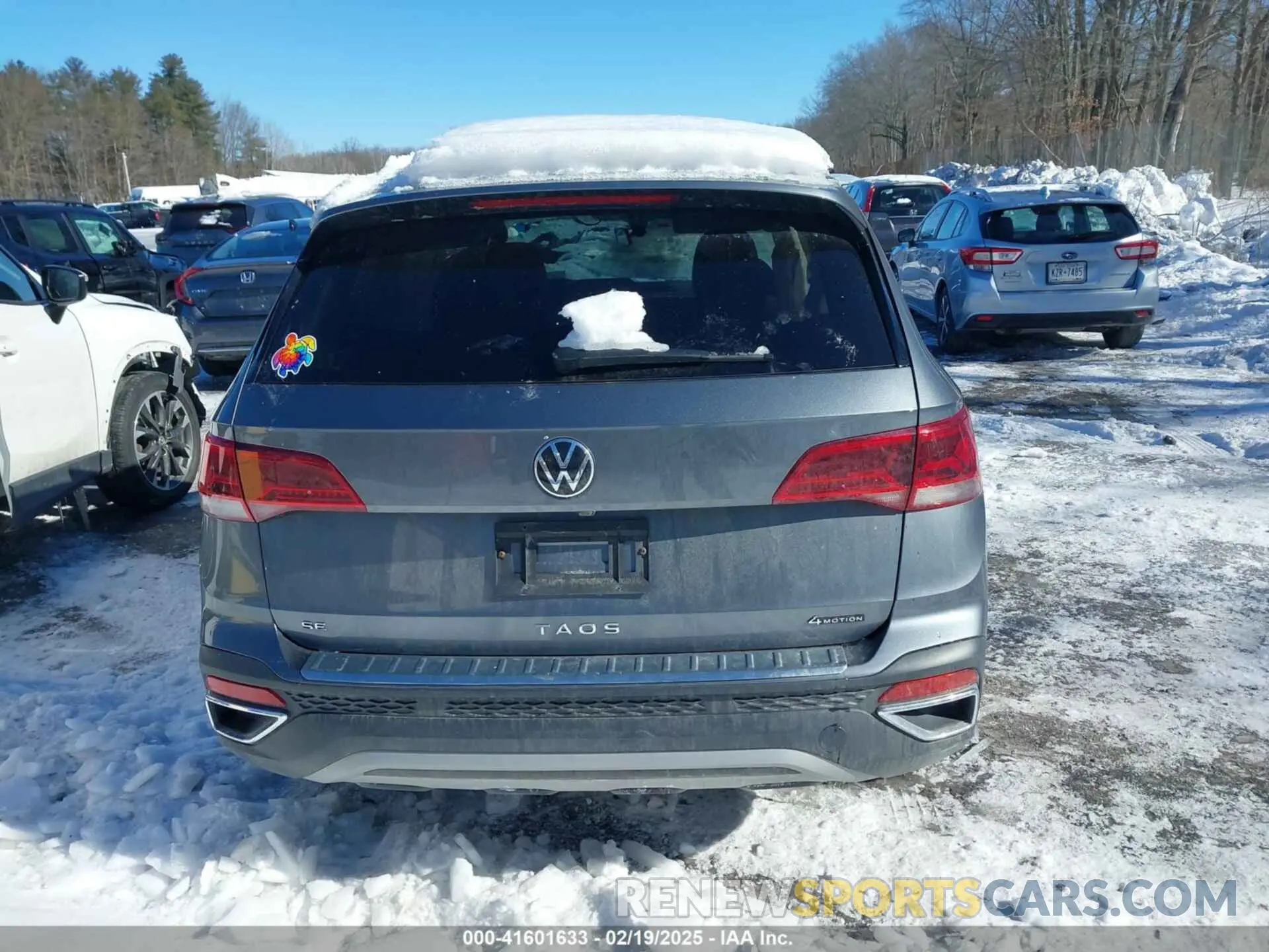 15 Photograph of a damaged car 3VVPX7B26NM098166 VOLKSWAGEN TAOS 2022