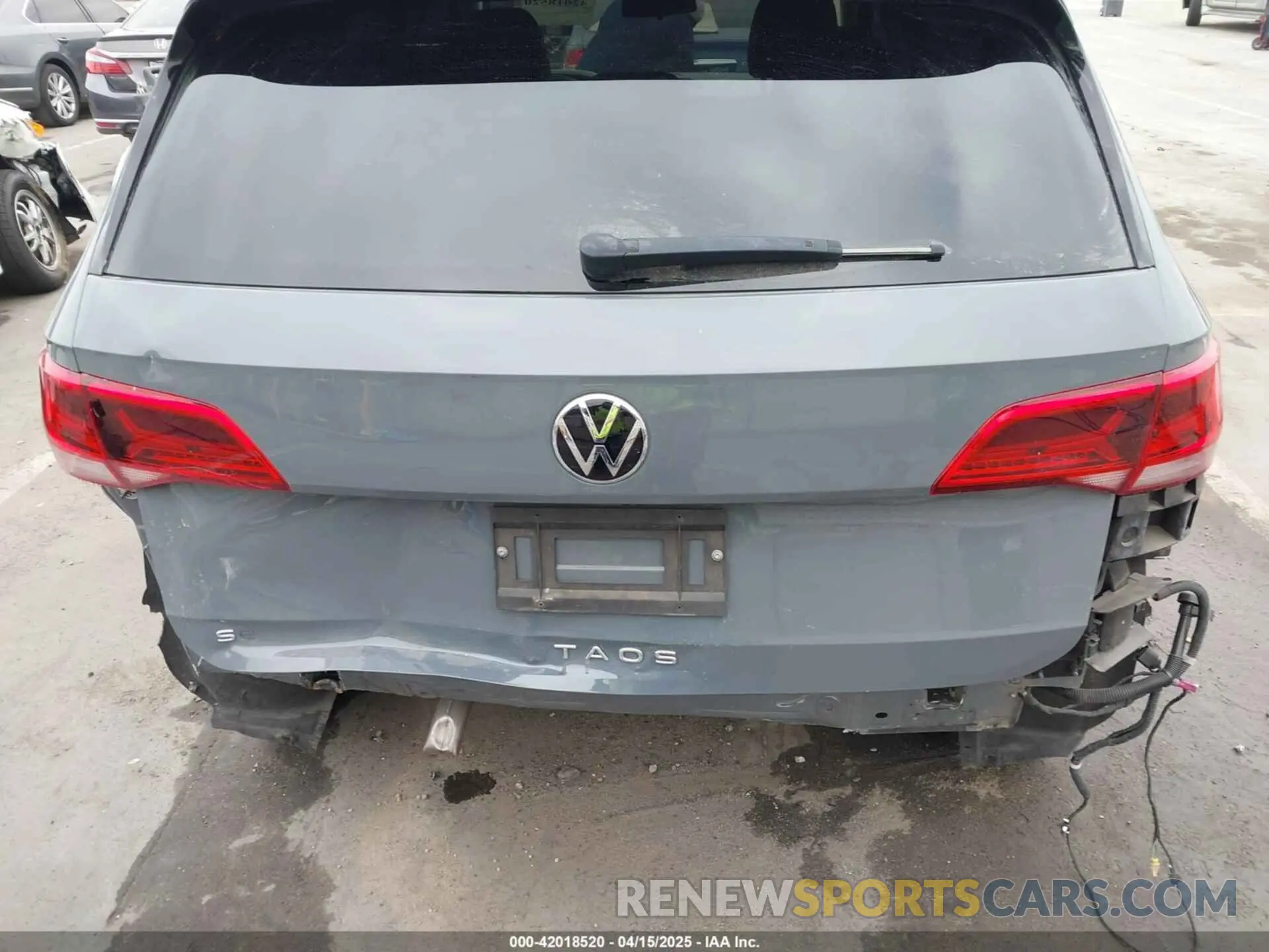 6 Photograph of a damaged car 3VVRX7B21NM007085 VOLKSWAGEN TAOS 2022