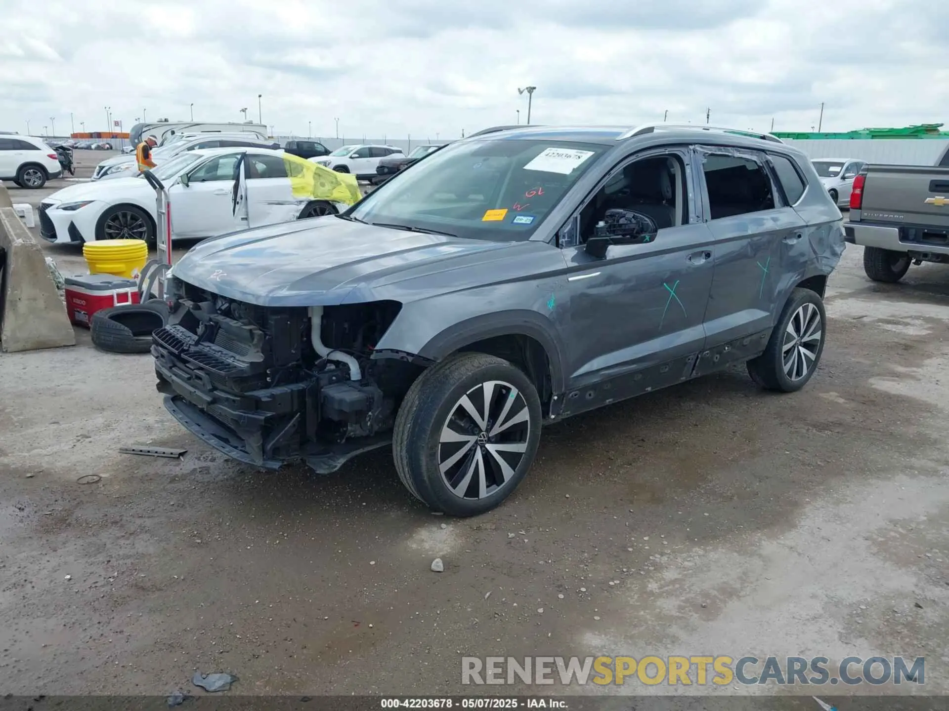 6 Photograph of a damaged car 3VVRX7B22NM036448 VOLKSWAGEN TAOS 2022