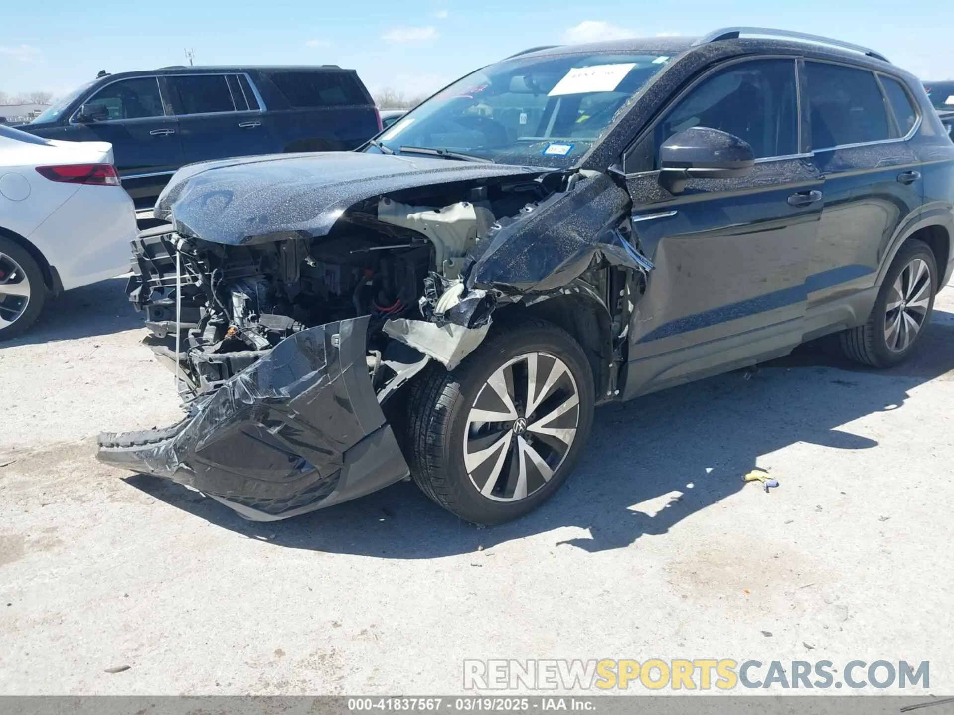 6 Photograph of a damaged car 3VVRX7B24NM021871 VOLKSWAGEN TAOS 2022