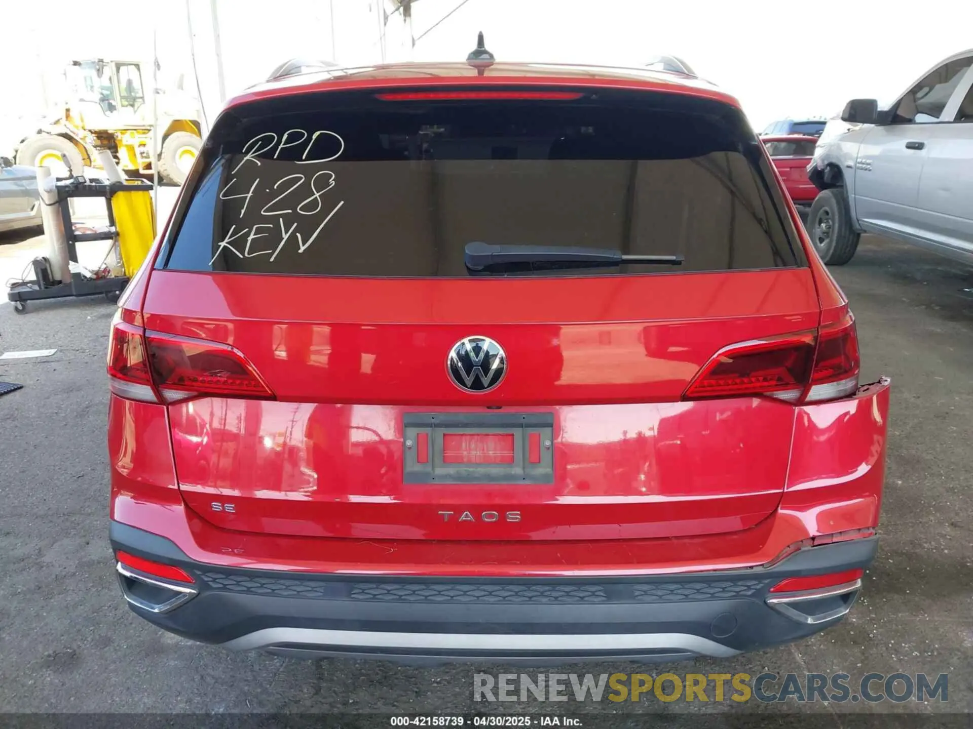 16 Photograph of a damaged car 3VVRX7B27NM091672 VOLKSWAGEN TAOS 2022